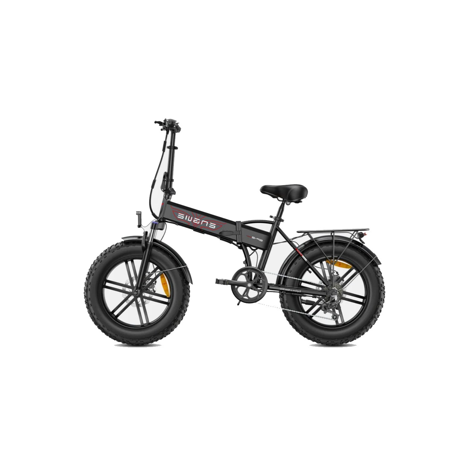 Una bici elettrica nera con pneumatici larghi su sfondo bianco.