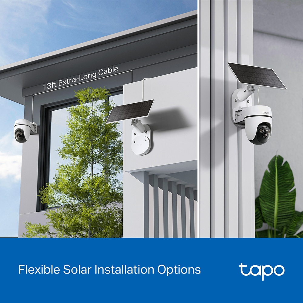 Weiße Überwachungskameras mit Solarpanels an einem modernen Gebäude zeigen flexible Installationsoptionen.