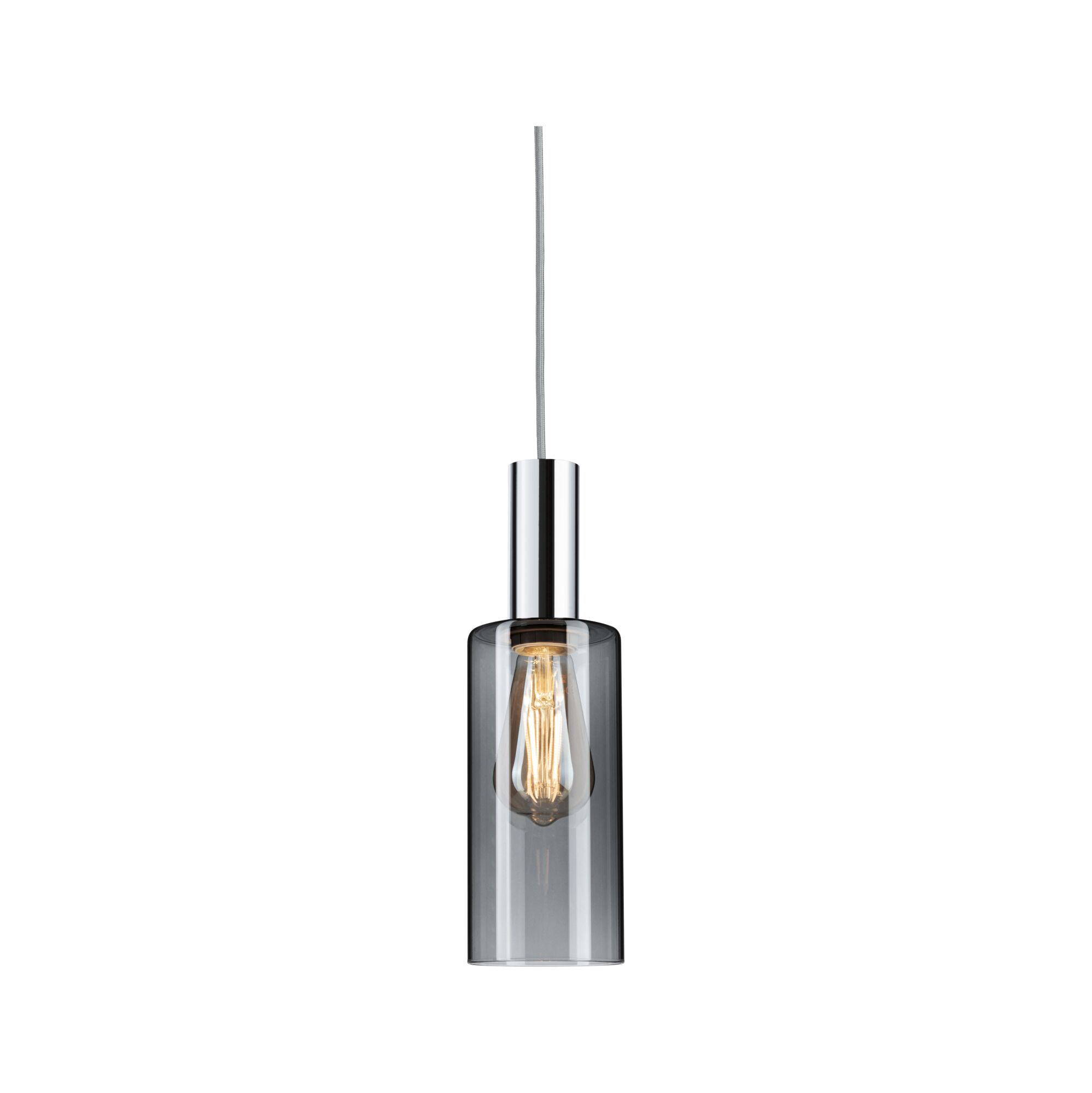 Eine moderne Hängeleuchte mit rauchfarbenem zylindrischem Glasschirm, Chromfassung und sichtbarer Glühlampe.