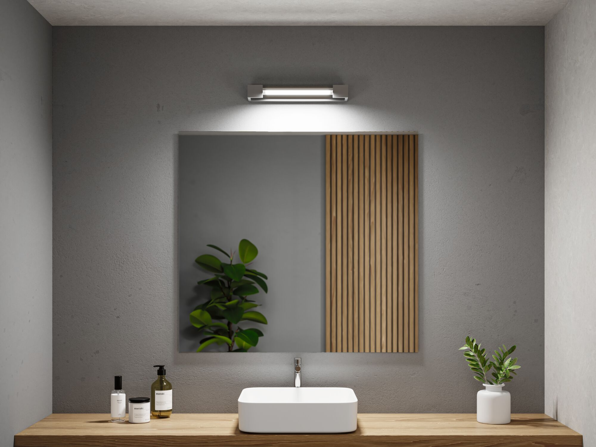Badezimmer mit weißem Waschbecken, hölzerner Arbeitsplatte, Spiegel mit Holzlamellen, Beleuchtung und grünen Pflanzen.