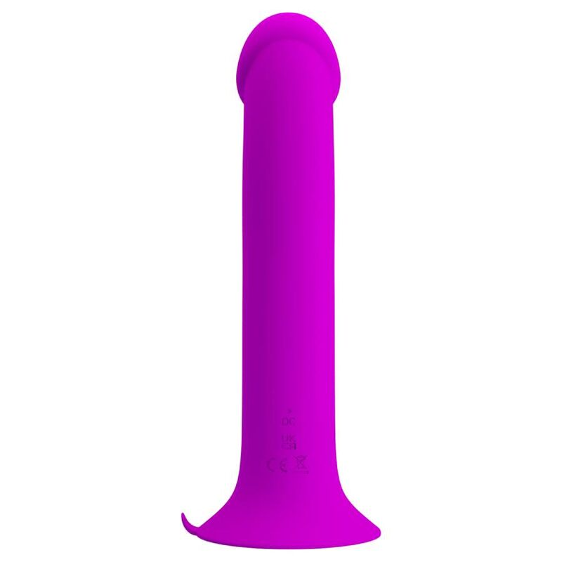 Un juguete sexual de silicona magenta brillante con base ensanchada se encuentra sobre fondo blanco.