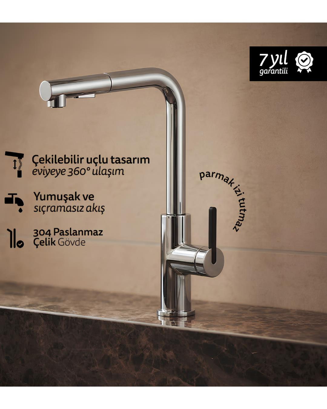Kahverengi mermer tezgah üzerinde parlak krom mutfak bataryası ve ürün özellik metinleri.