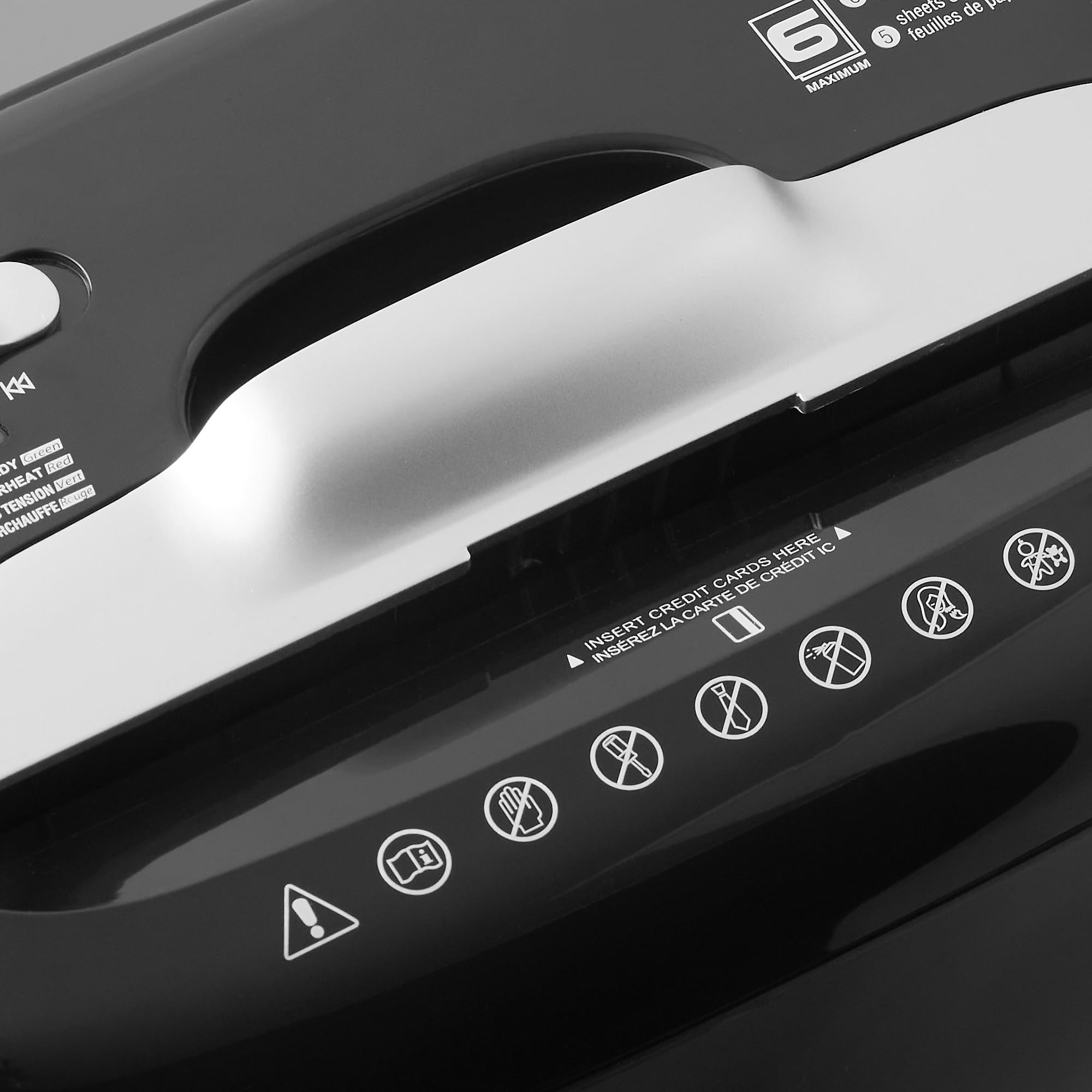AMAZON BASICS AU610MA Aktenvernichter, Schwarz