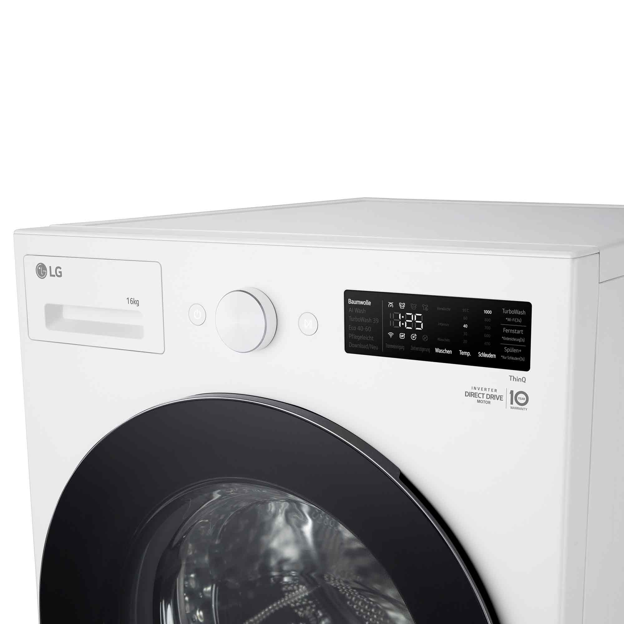 Weisse LG Waschmaschine mit Drehknopf, Digitalanzeige und grosser Glastür vor neutralem Hintergrund.