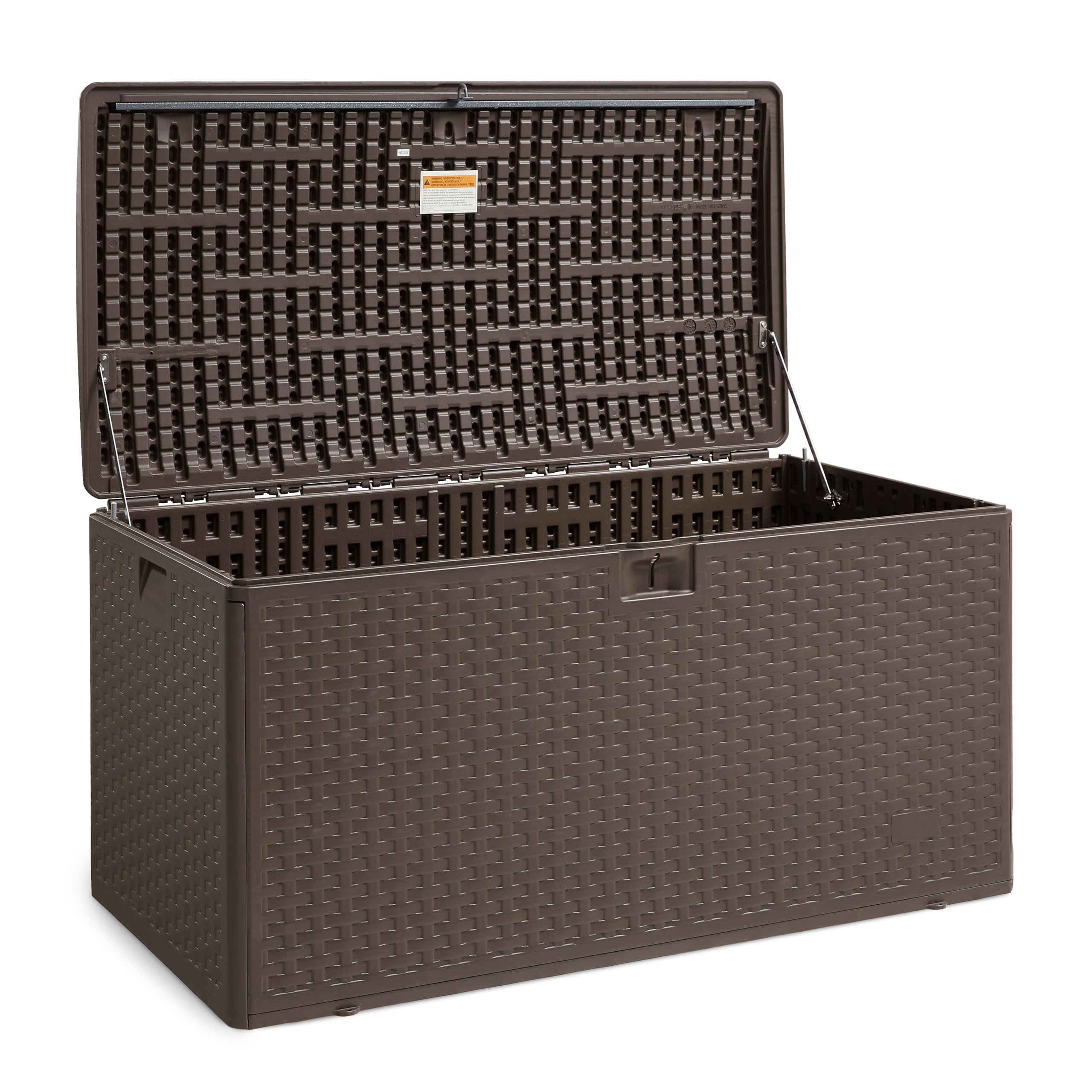 Eine große braune Kunststoff-Aufbewahrungsbox mit geöffnetem Deckel, Rattan-Optik und Stützstangen gegen den weißen Hintergrund.