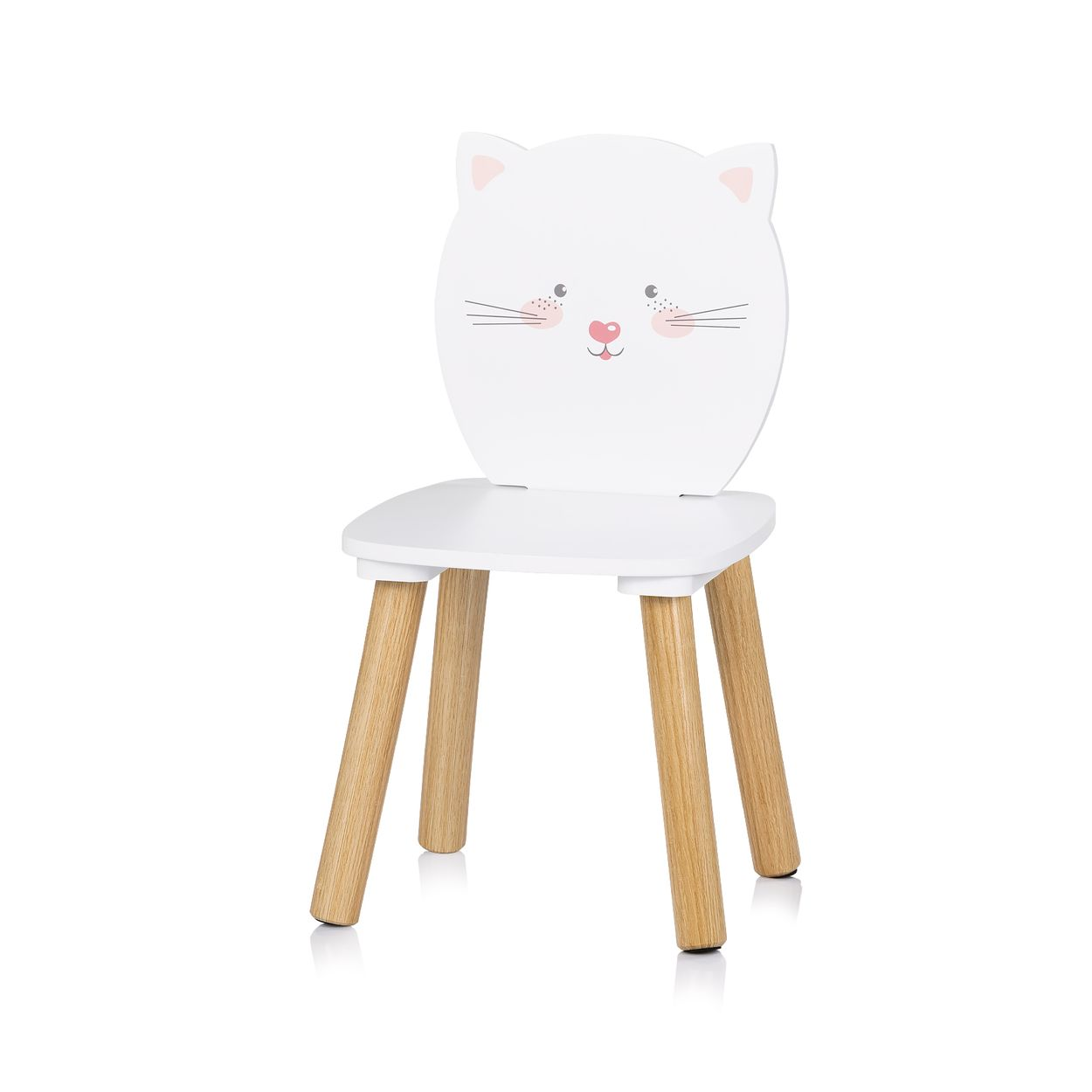 Ein weißer Kinderstuhl mit Katzenkopf-Rückenlehne und Holzbeinen.