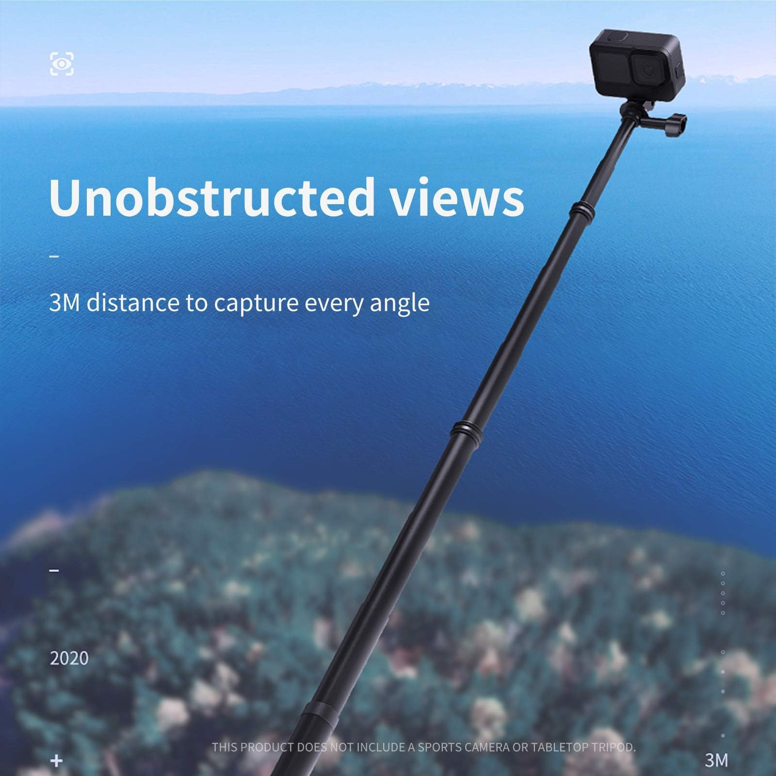 Ein schwarzer Selfie-Stick erstreckt sich vor einem blauen See und Bergen mit Textüberlagerungen.
