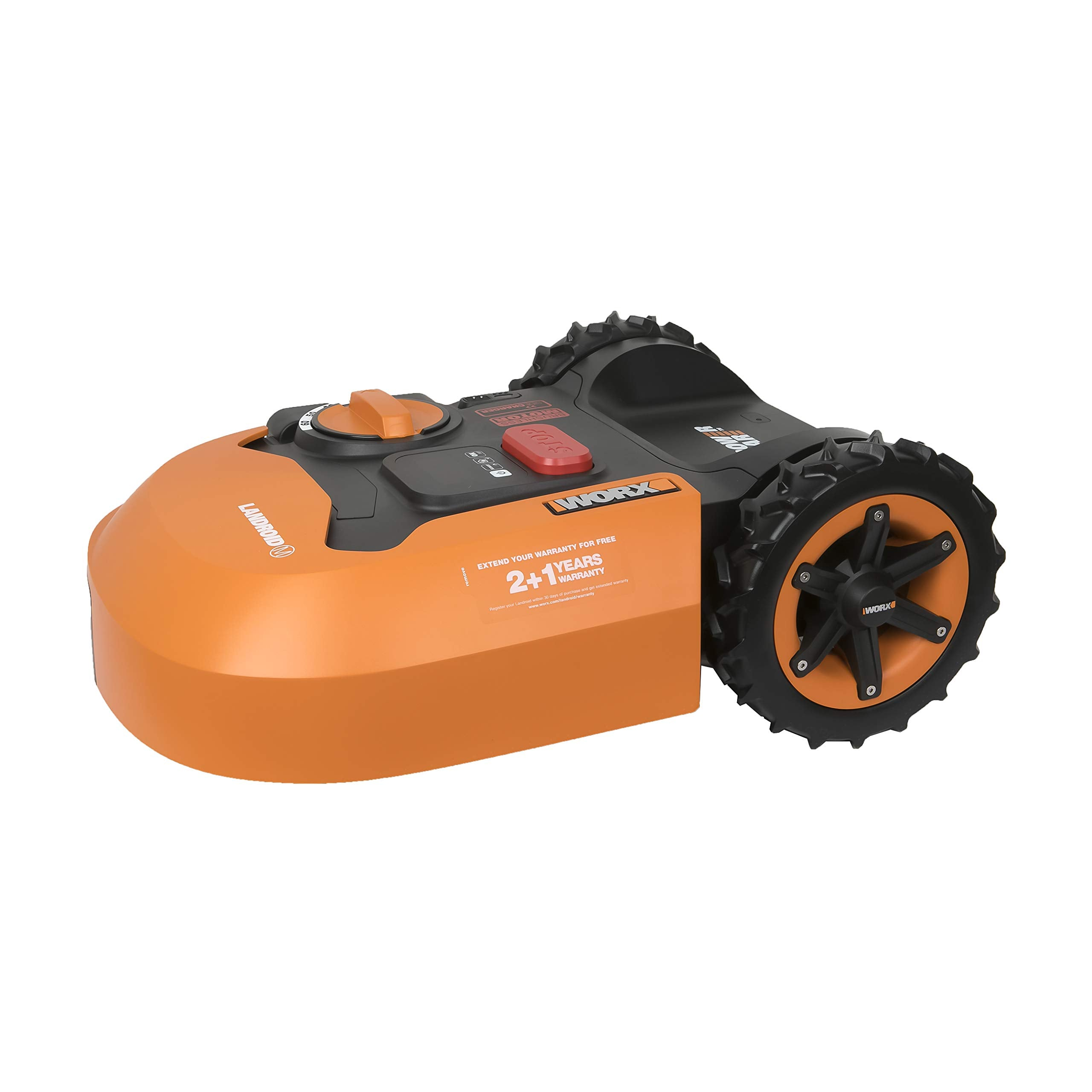 Ein orange-schwarzer Worx Landroid Mähroboter mit grobstolligen Rädern und dem WORX-Logo auf der Seite.