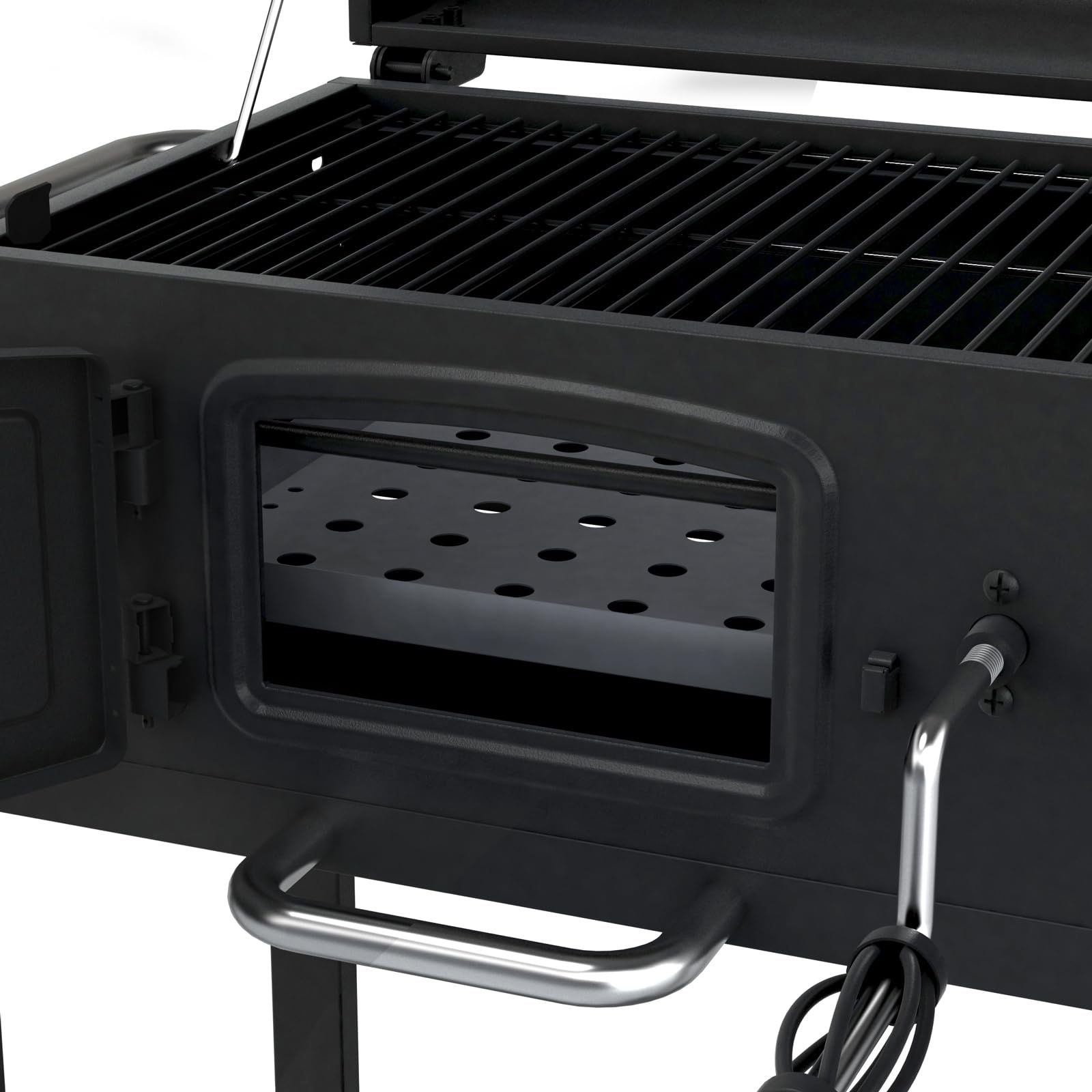Un barbecue au charbon noir avec couvercle ouvert, porte avant, grilles métalliques et manivelle.