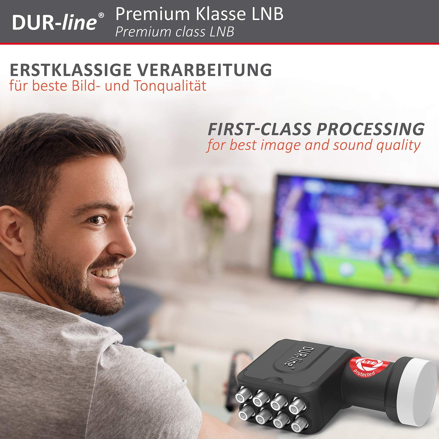 Ein lächelnder Mann sitzt vor einem Fernseher, im Vordergrund ist ein schwarzes LNB mit acht Anschlüssen zu sehen.