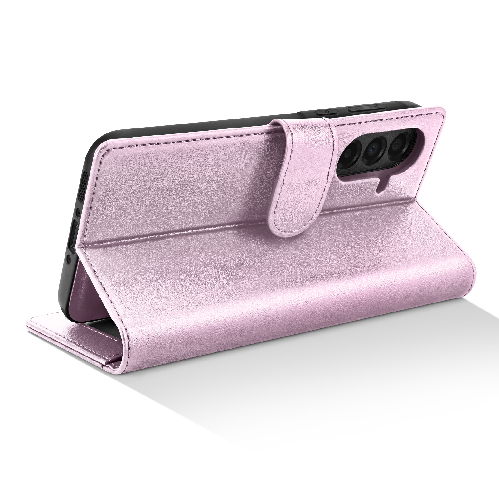 Ein schwarzes Smartphone in einem hellrosa Leder-Klappetui, das als Ständer auf weißem Hintergrund dient.