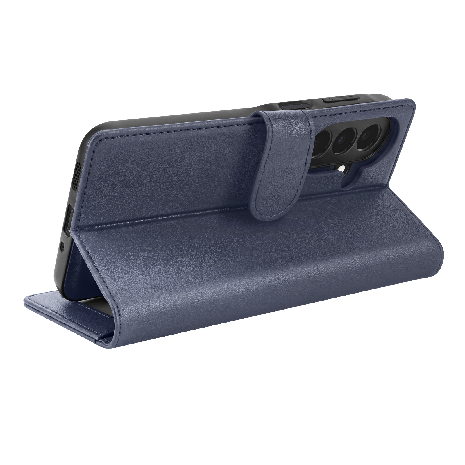 Ein dunkelblaues Leder-Flip-Etui für ein Smartphone steht leicht angewinkelt auf weißem Hintergrund.