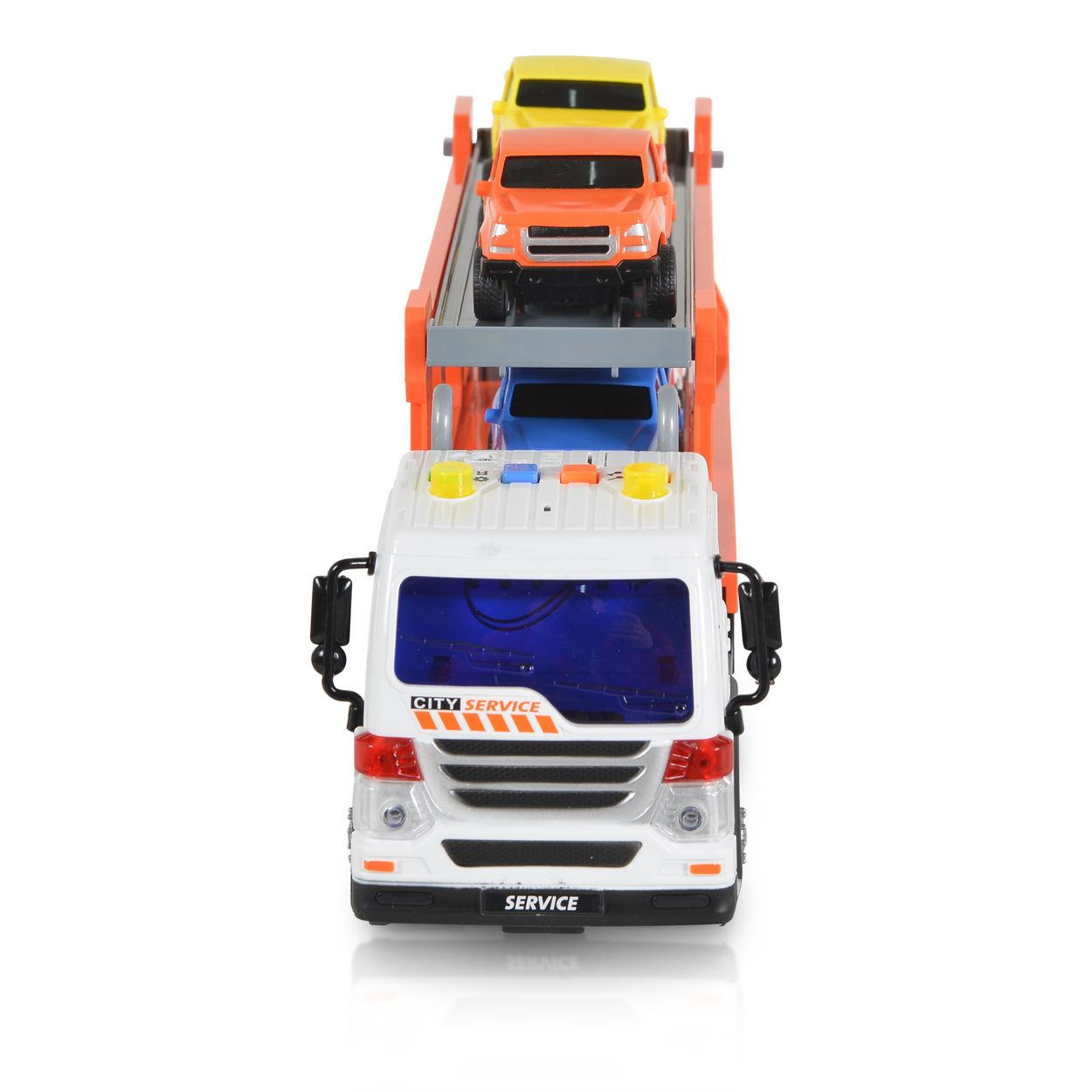 Ein weißer City Service-Spielzeug-Autotransporter mit orangen, blauen und gelben Autos auf der Ladefläche vor weißem Hintergrund.