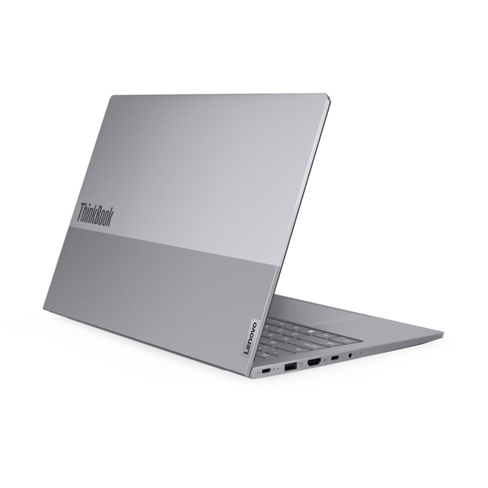Srebrny laptop Lenovo ThinkBook widziany od tyłu, pokazujący porty i dwutonową metalową pokrywę.