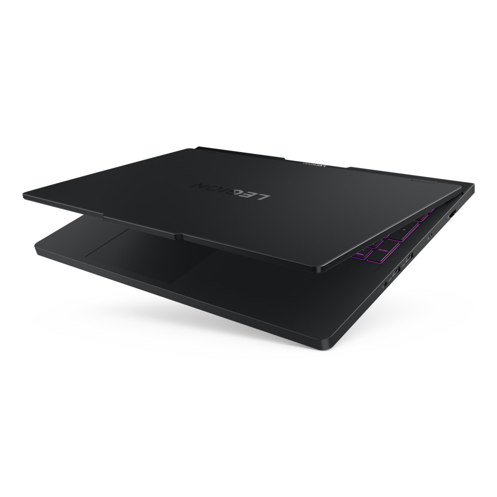 Czarny laptop Lenovo Legion z częściowo otwartą klapą, pokazujący świecącą na fioletowo klawiaturę.