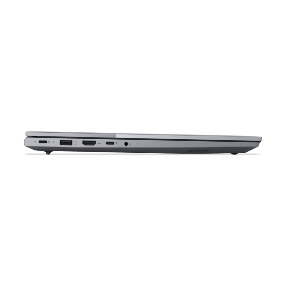 Widok z boku cienkiego szarego laptopa z różnymi portami, takimi jak USB, HDMI i gniazdo audio na białym tle.