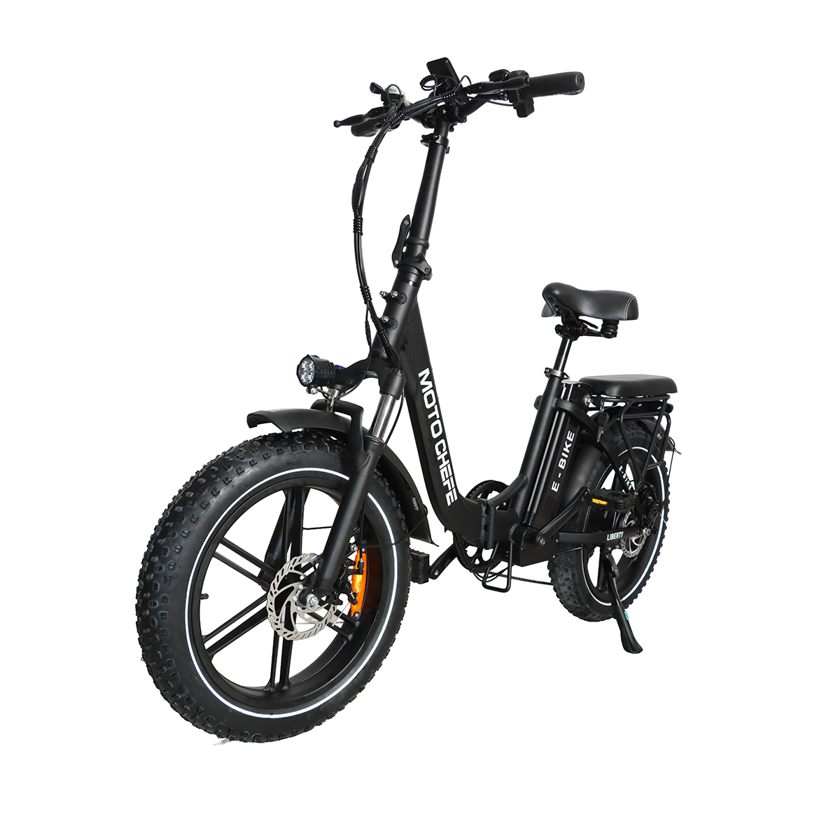 Czarny rower elektryczny Moto Chefe z grubymi oponami na białym tle.