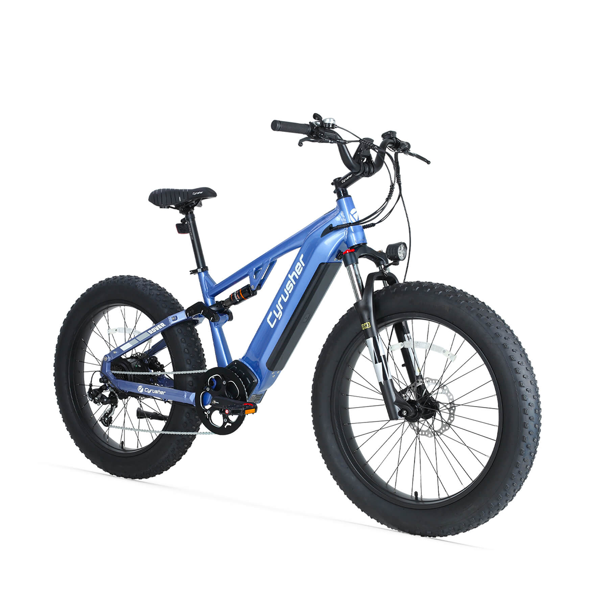 Niebieski rower elektryczny typu fatbike marki Cyrusher z grubymi oponami, przednim amortyzatorem i czarnym siodełkiem.