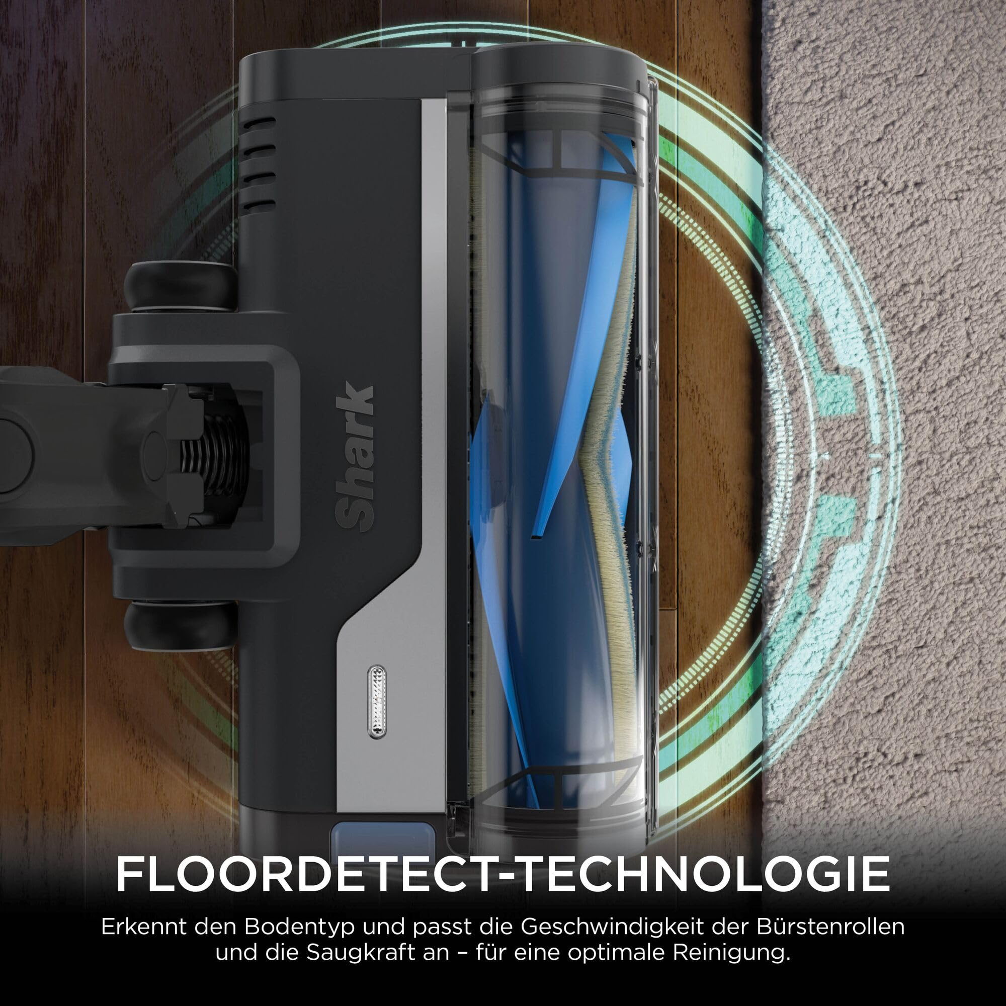 Shark-Staubsaugerkopf wechselt von Holzboden zu Teppich mit leuchtenden Erkennungswellen der FloorDetect-Technologie.