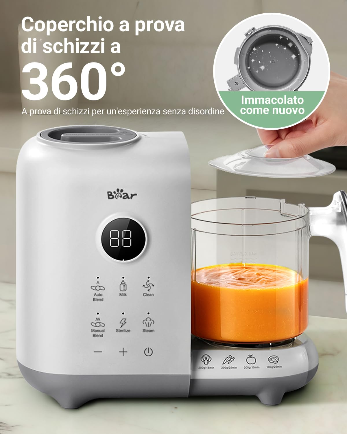 Weißer Bear Küchenhelfer mit transparentem Behälter gefüllt mit oranger Suppe, Touch-Display und italienischem Text.