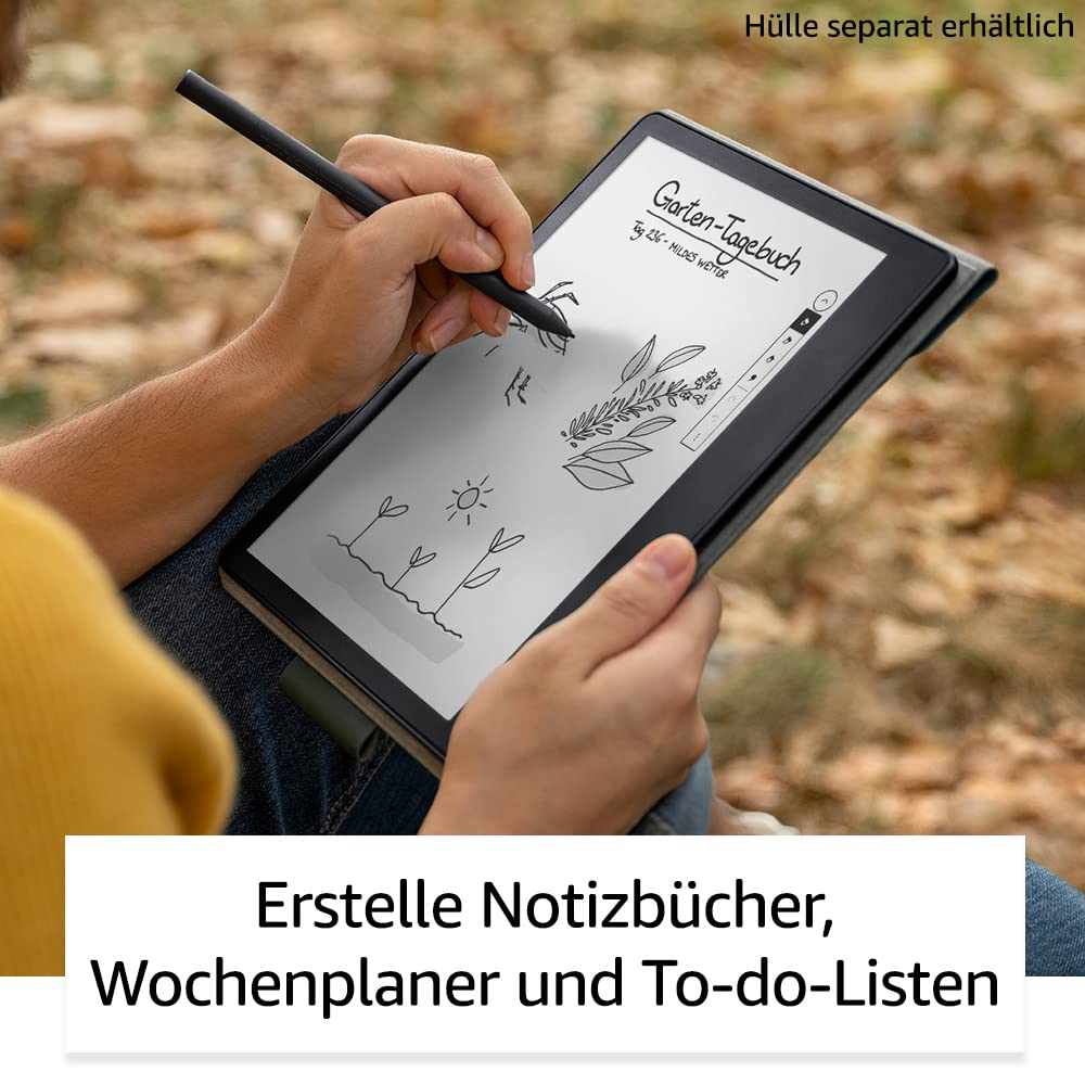 Personne dessinant avec un stylet sur un carnet numérique en plein air.