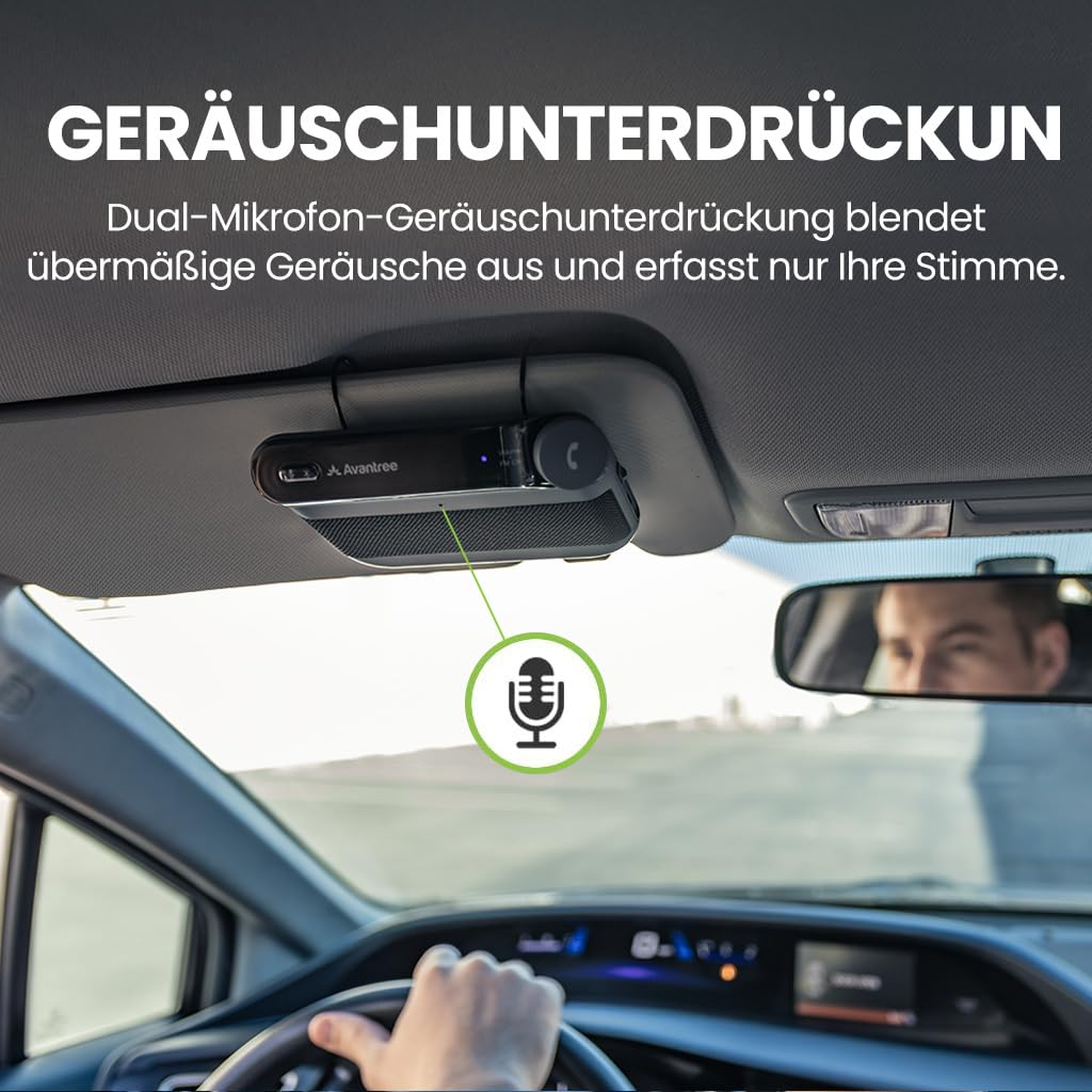 Avantree-Freisprecheinrichtung mit Dual-Mikrofon an der Sonnenblende im Auto.