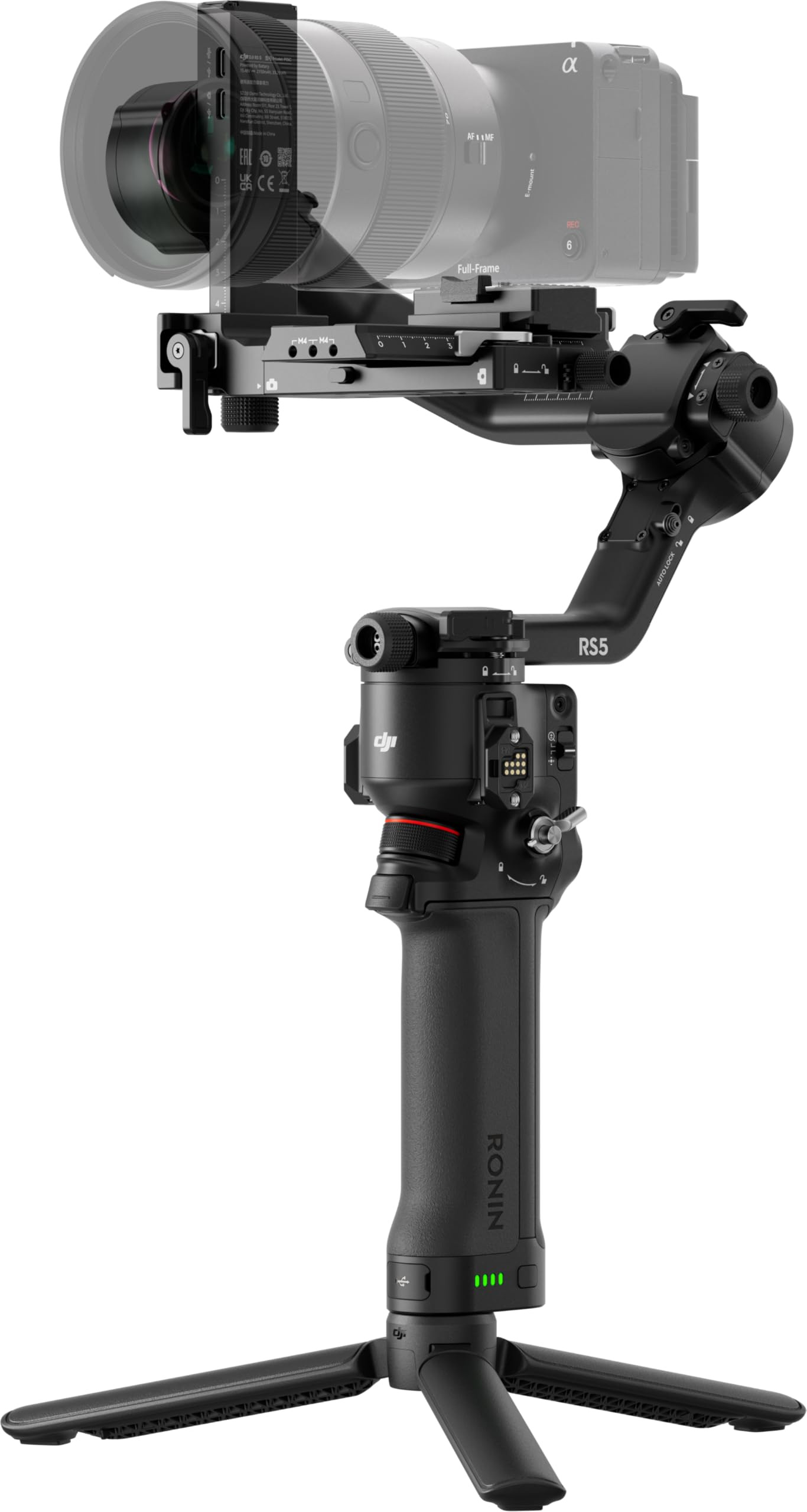 Un stabilisateur d'appareil photo Ronin RS5 noir monté sur un petit trépied, tenant un appareil photo.