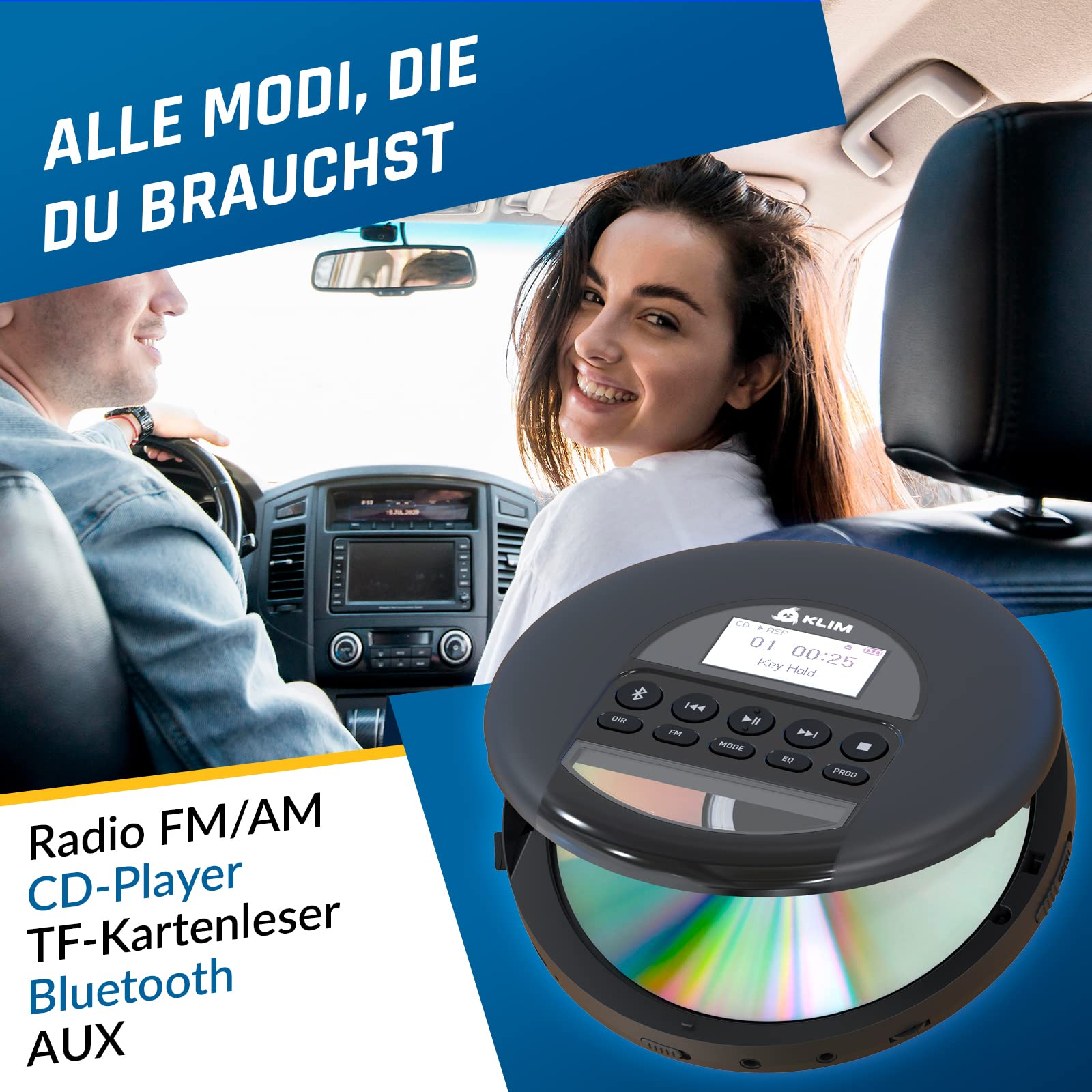 Ein schwarzer tragbarer CD-Player im Vordergrund, während eine junge Frau lächelnd im Auto sitzt.