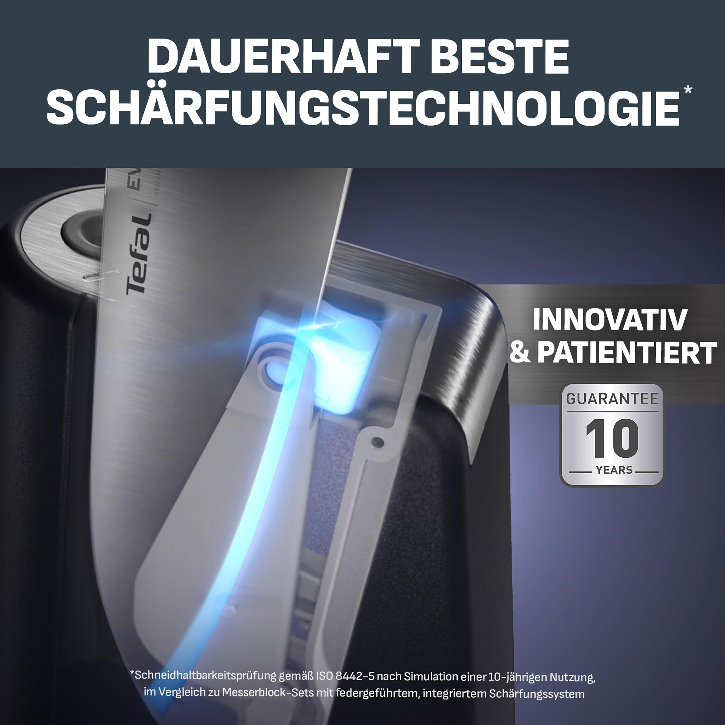 Tefal Messerblock mit integrierter Schärftechnologie und blauer Lichtakzentuierung, inklusive 10 Jahren Garantie.