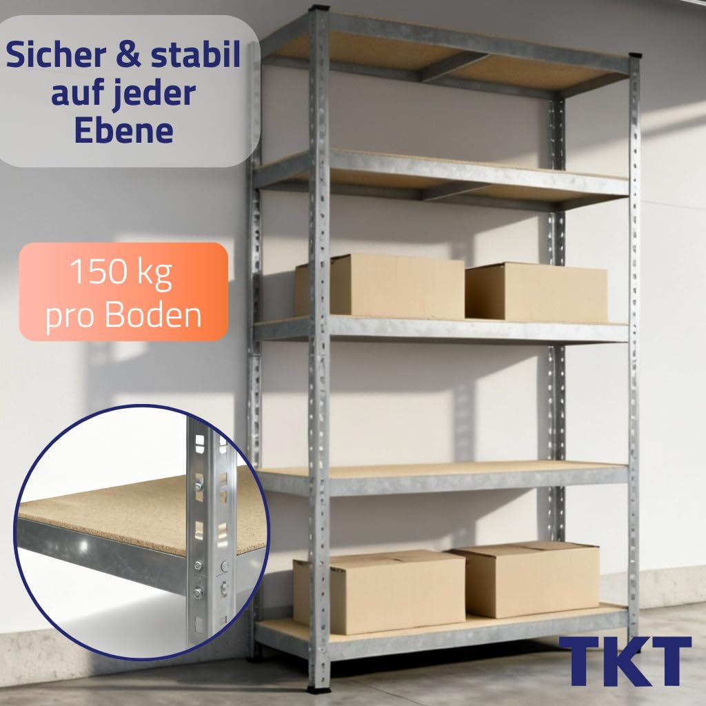 Hohes Metallregal mit fünf Holzbrettern und Kartons vor einer weißen Wand.