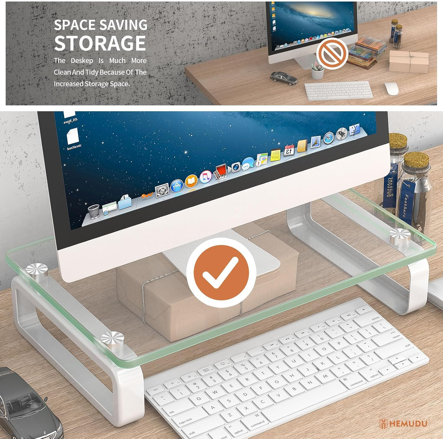 Ein Computermonitor auf einem Glasständer über einer Tastatur zeigt platzsparende Aufbewahrung.