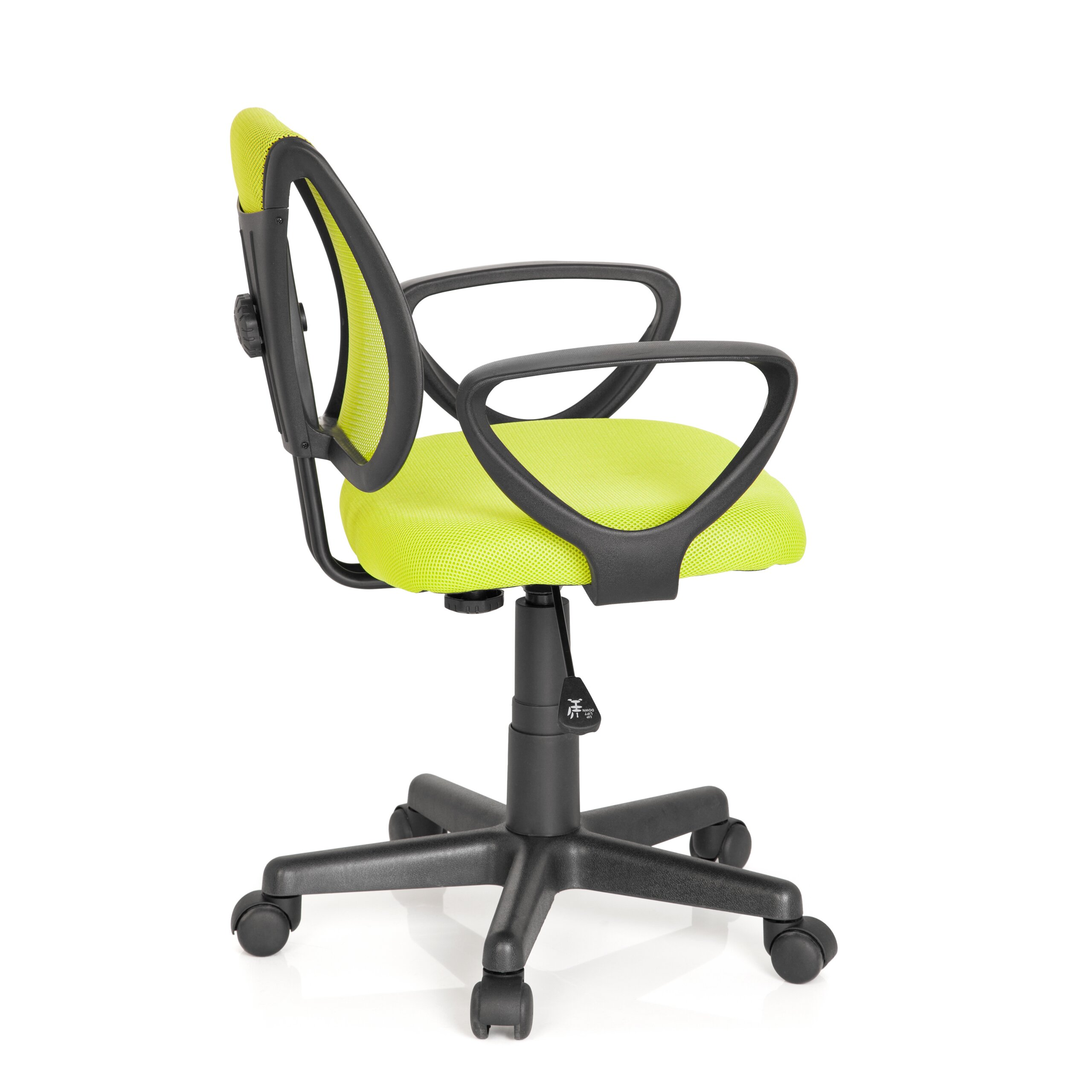 Ein hellgrüner und schwarzer ergonomischer Bürostuhl mit Netzrückenlehne und Rollen auf weißem Hintergrund.
