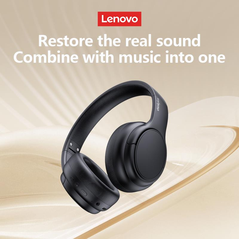 Dalgalı bej arka planda süzülen siyah Lenovo kulaklık ve üzerinde reklam metni.