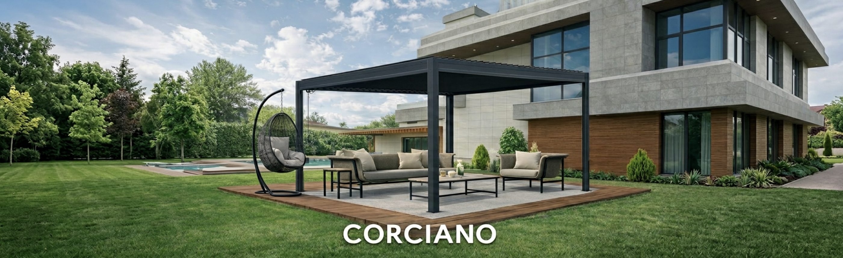 Nowoczesna pergola z meblami ogrodowymi na drewnianym tarasie w zielonym ogrodzie, w tle dom.