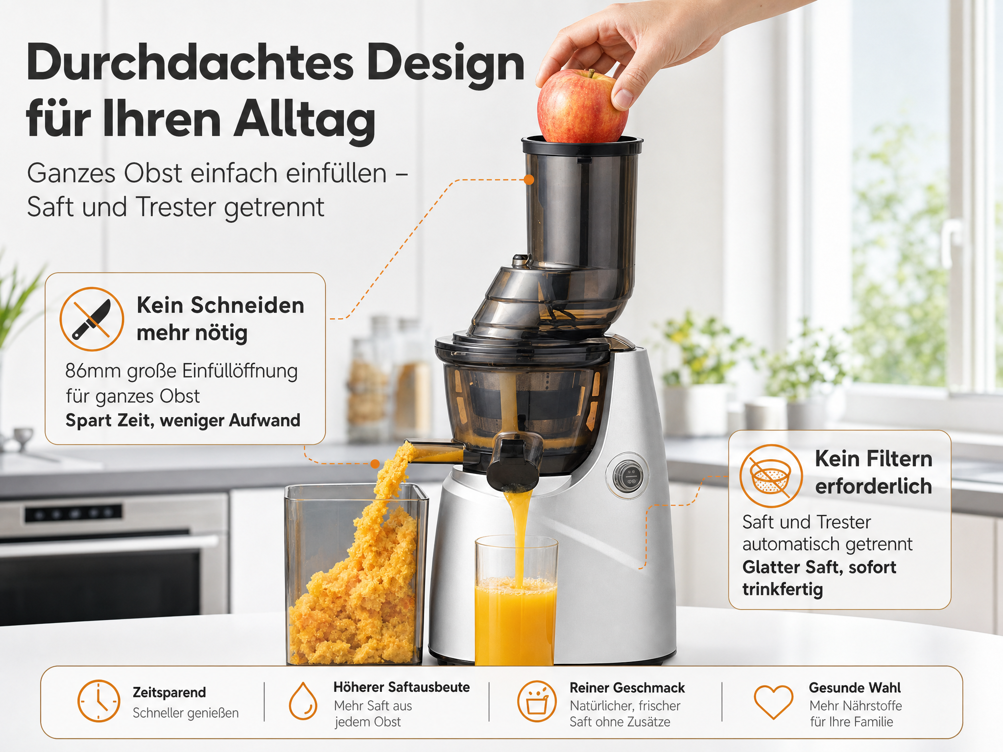 Hand legt einen Apfel in einen modernen Entsafter, der Saft und Trester trennt.