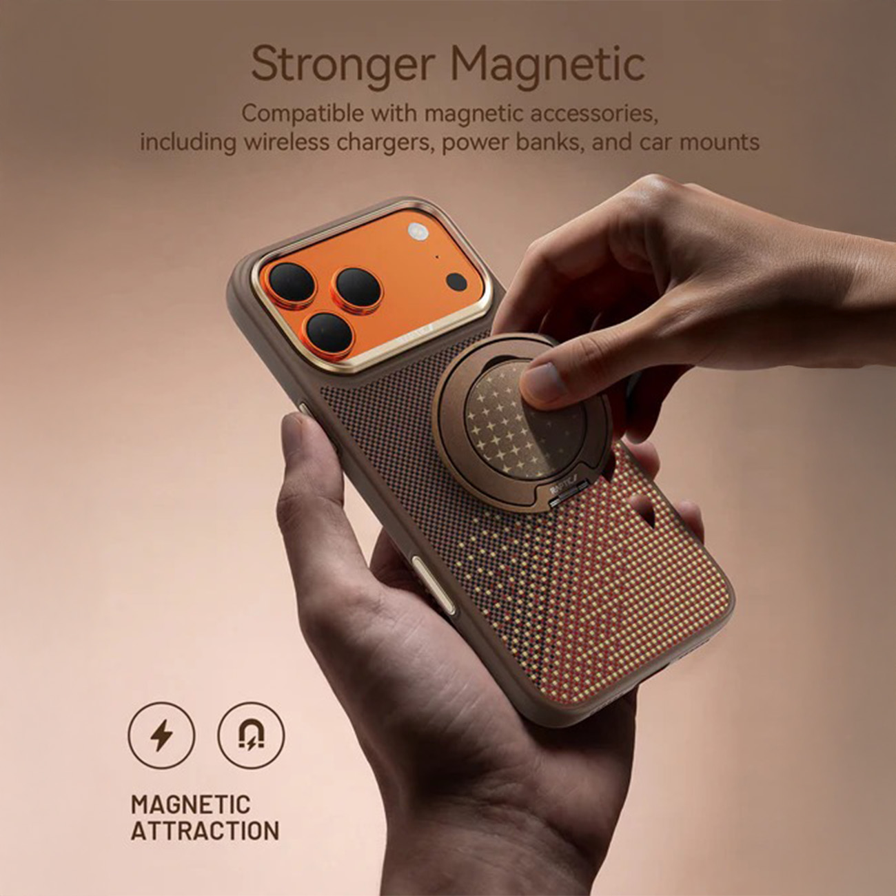 Mano sostiene un teléfono en una funda protectora con accesorio magnético.