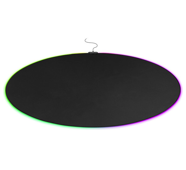 Ein schwarzes rundes Mauspad mit lebendiger RGB-Beleuchtung am Rand und einem Netzkabel oben.