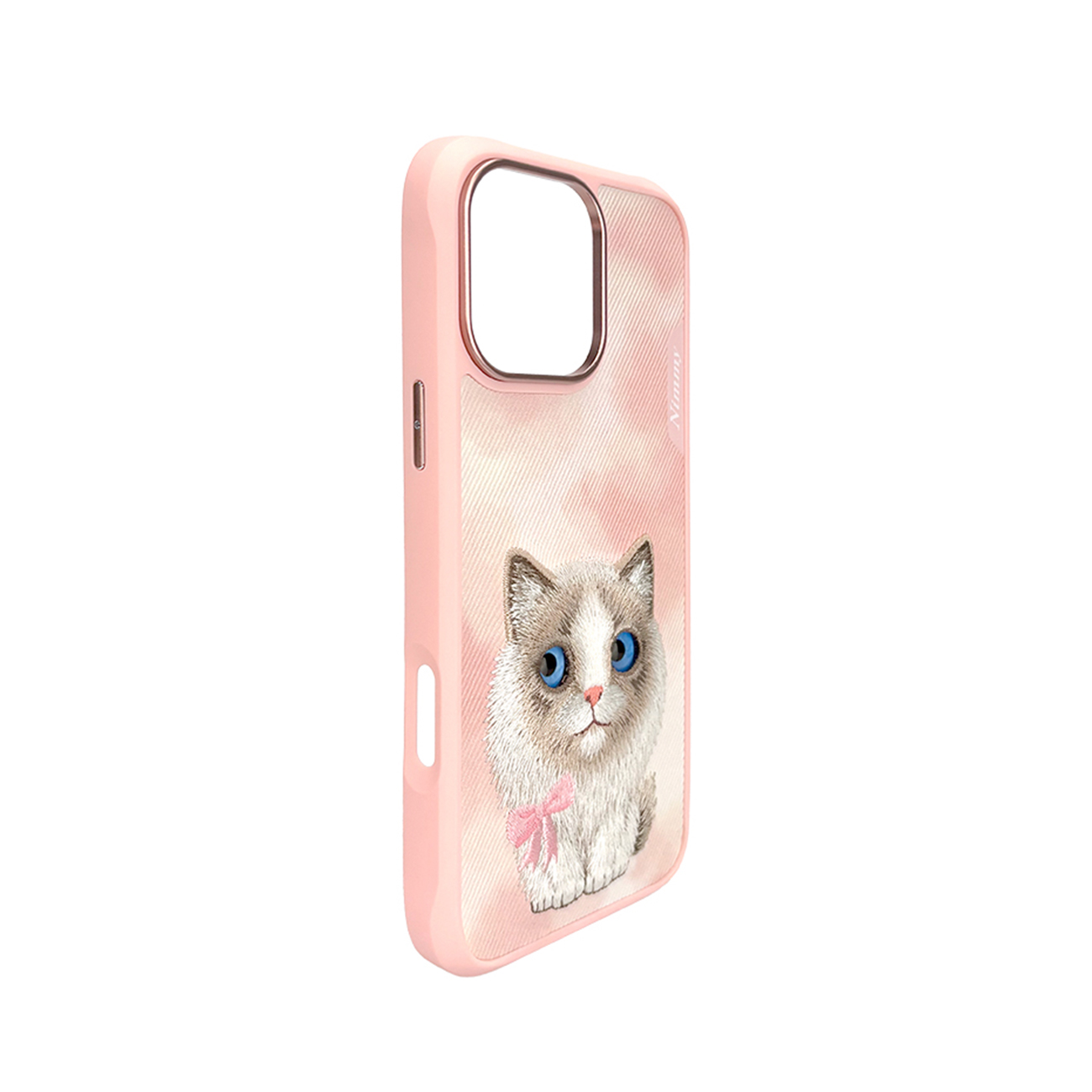 Una funda de teléfono rosa con un gato esponjoso con lazo rosa sobre fondo blanco.