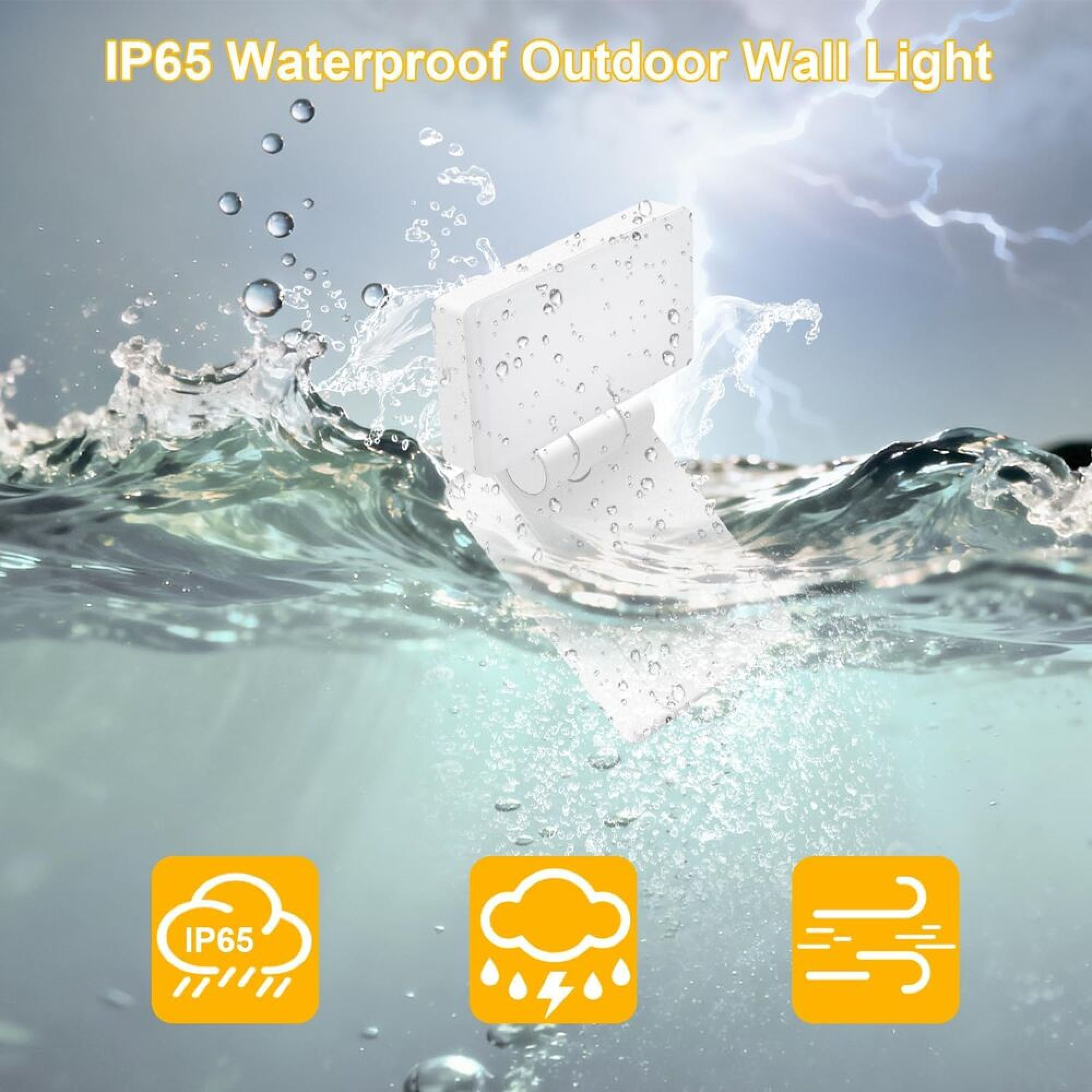 Wasserdichte IP65 Außenwandleuchte teilweise im Wasser mit Wasserspritzern und Wetterikonen.