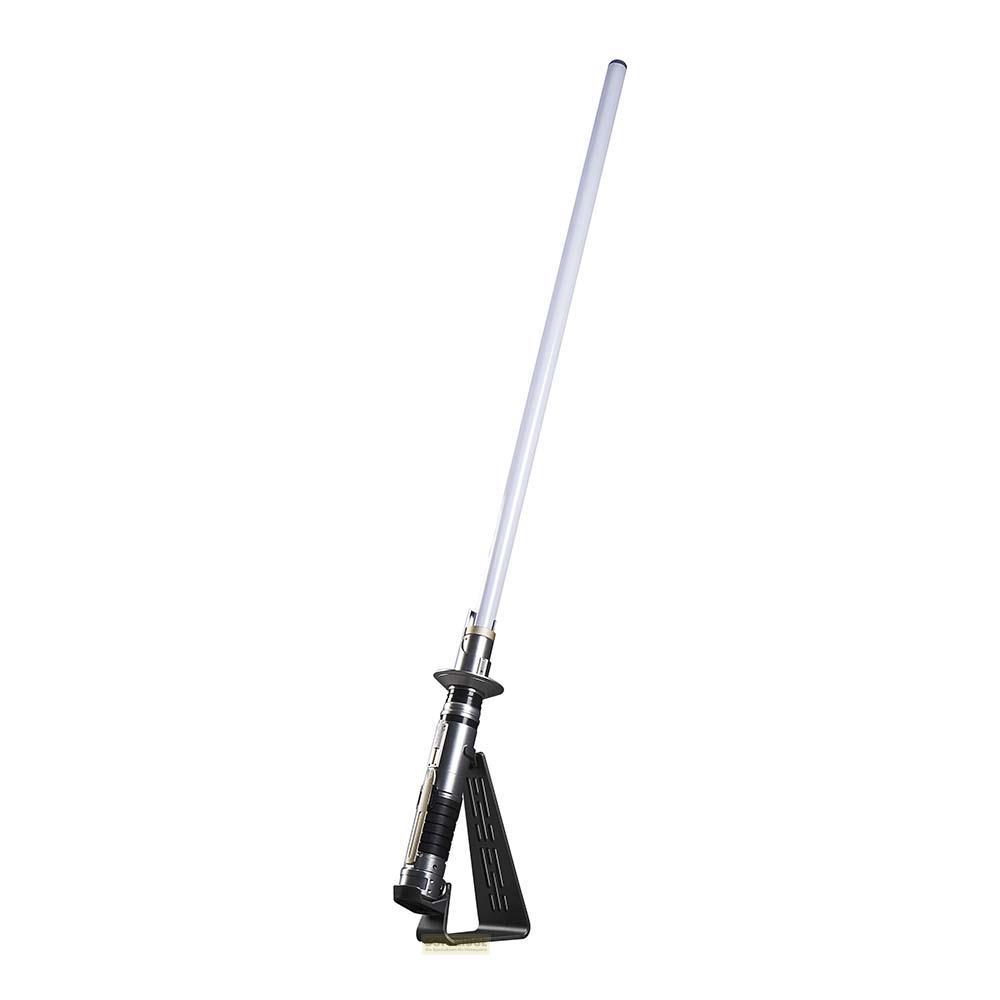 Ein silbernes und schwarzes Laserschwert mit weißer Klinge, das auf einem passenden Ständer steht.