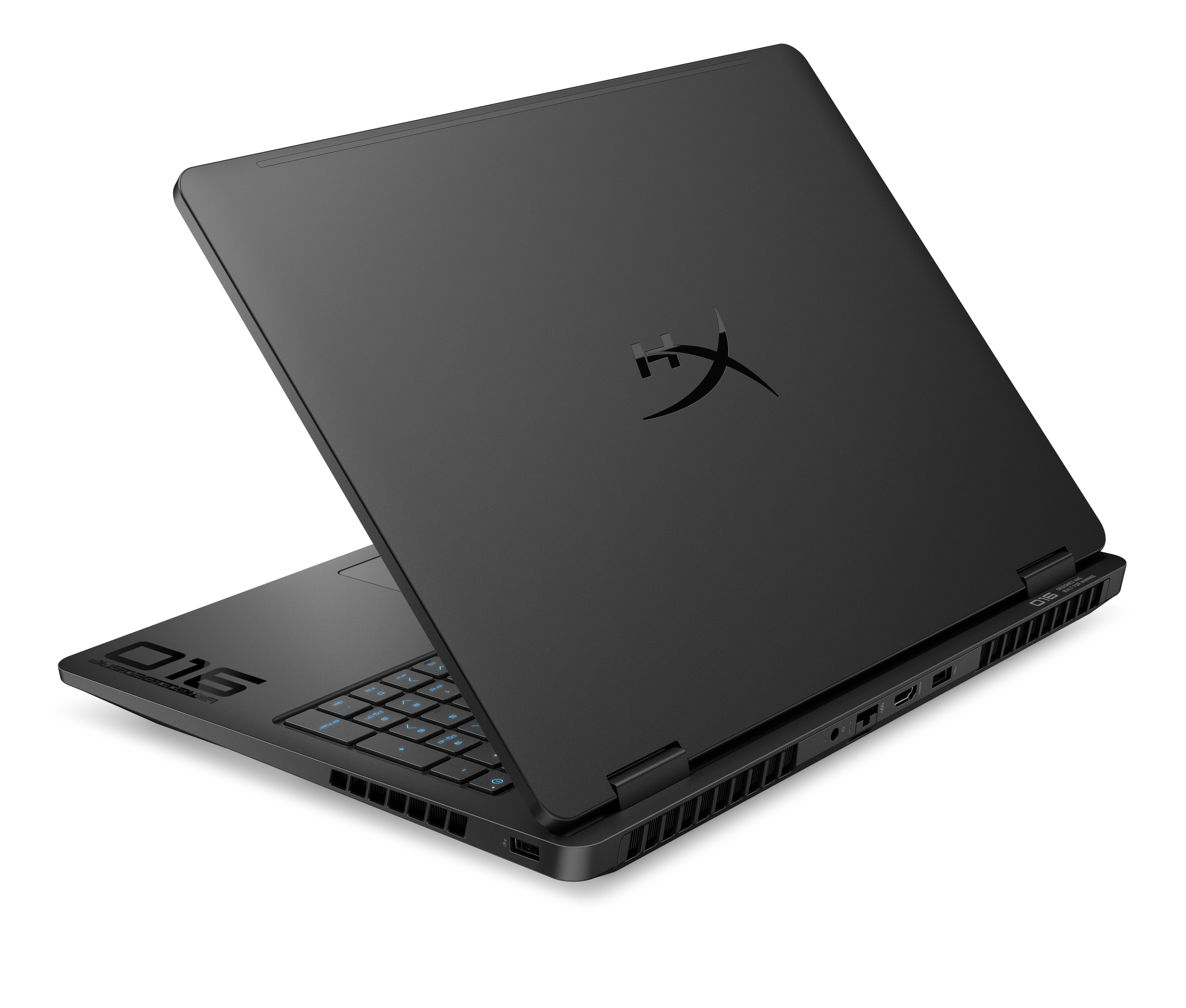 Un laptop da gioco nero con il coperchio chiuso, un logo al centro e del testo sul poggiapolsi.