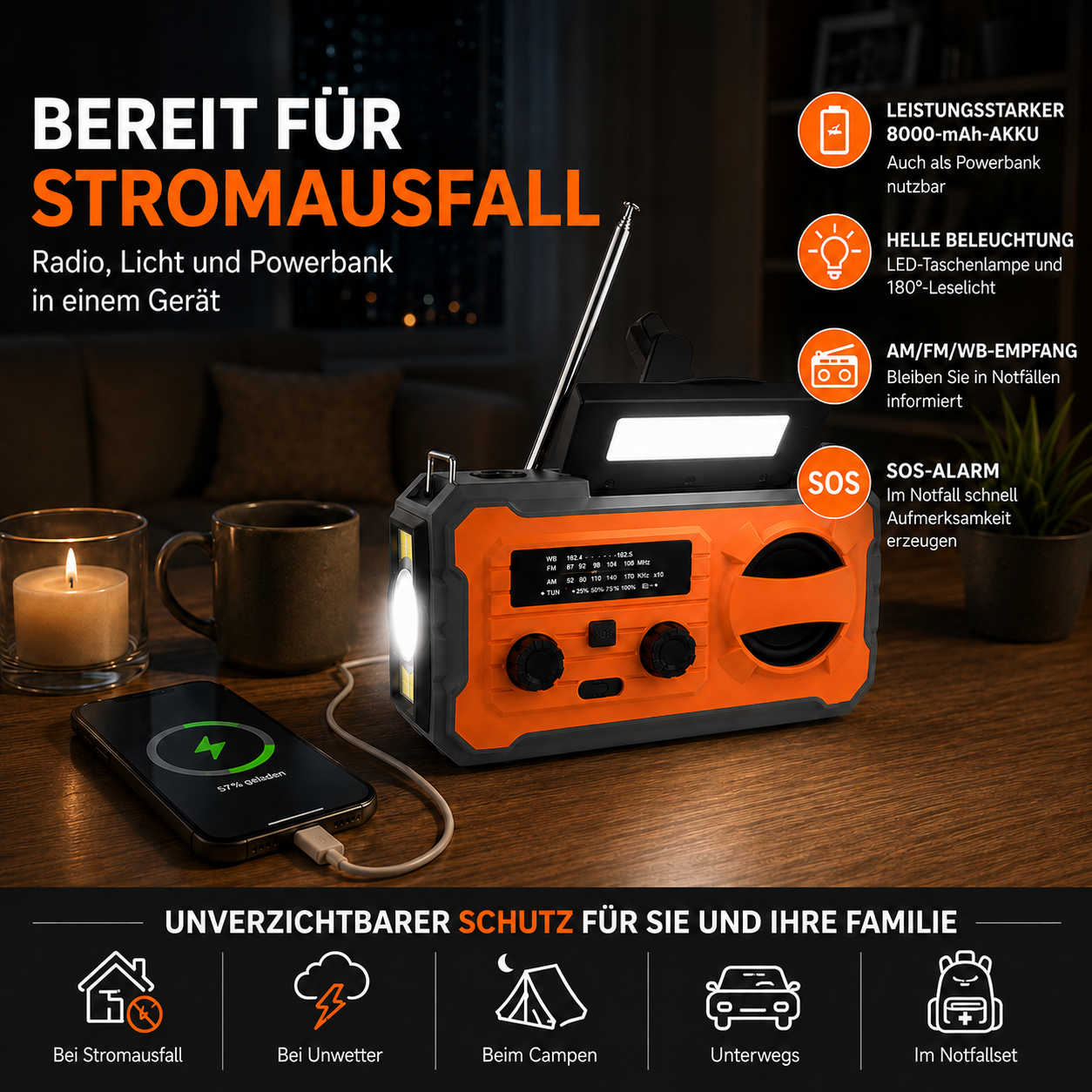 Ein orange-schwarzes Notfallradio lädt ein Smartphone neben einer Kerze auf einem Holztisch.