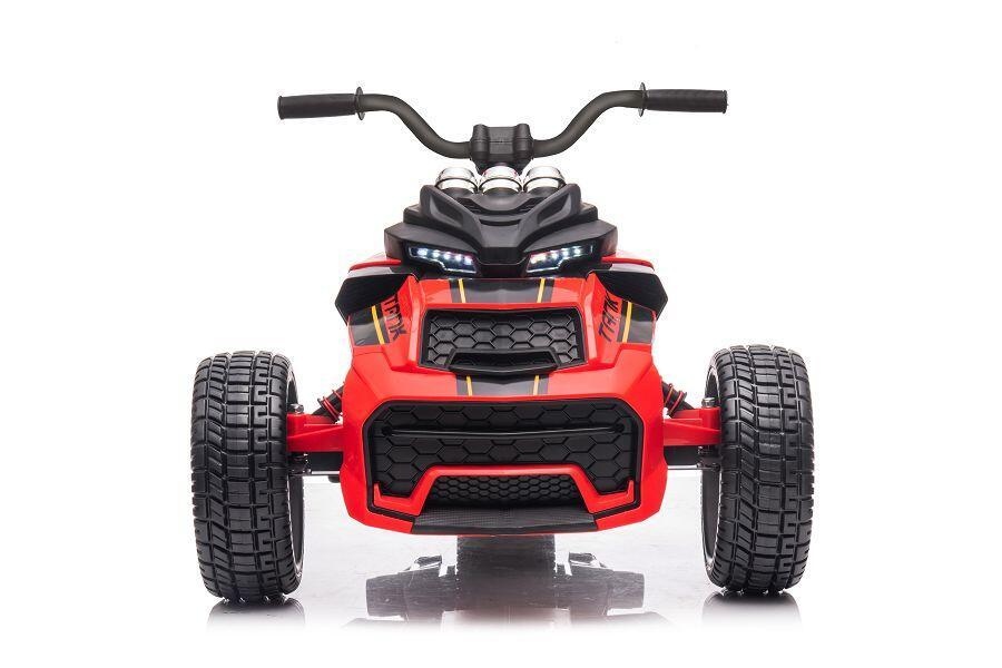 Frontansicht eines roten Kinder-Quads mit Lenker und groben Reifen auf weißem Hintergrund.