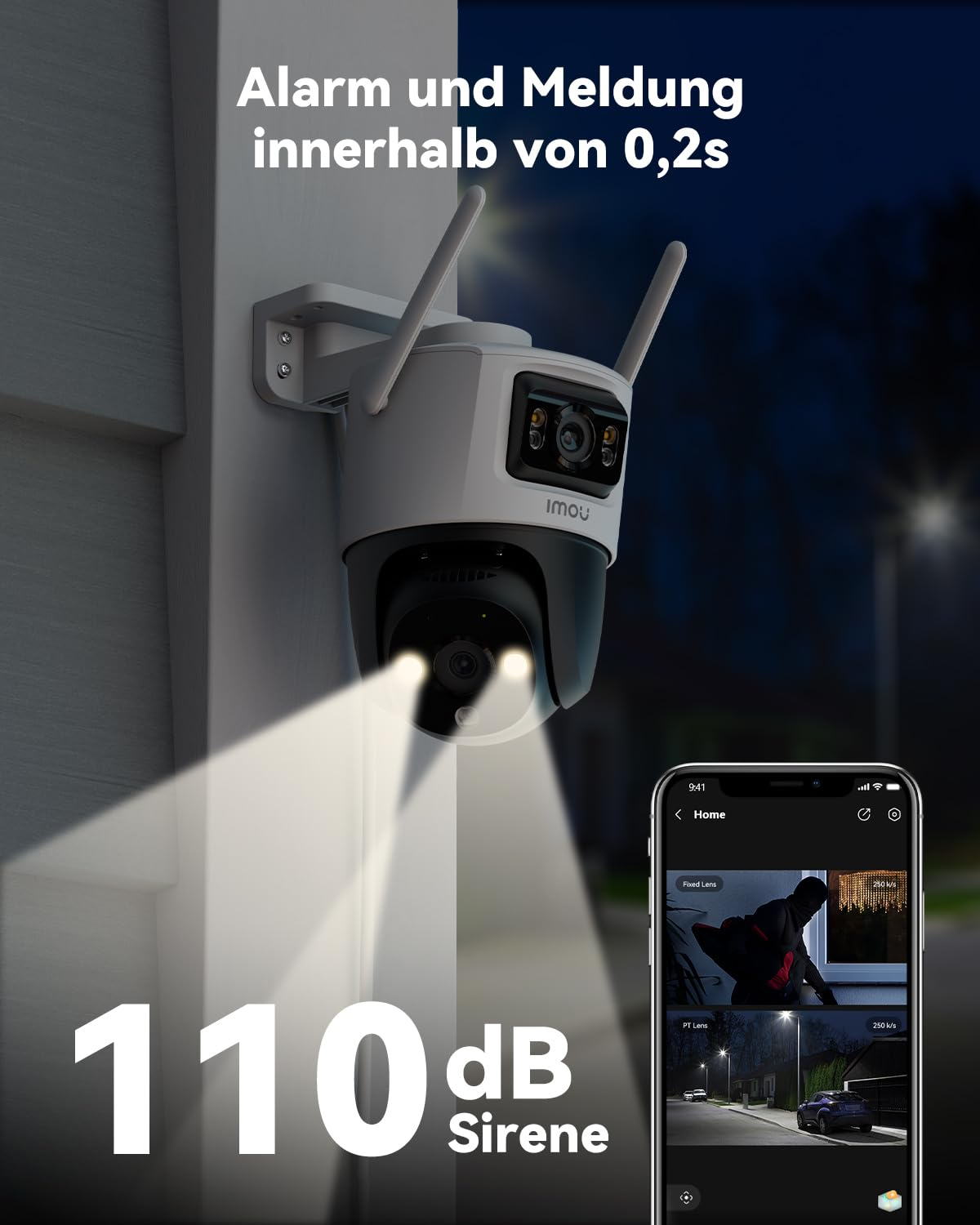 Eine weiße Sicherheitskamera mit zwei Antennen und leuchtenden Strahlern ist an einer Wand montiert.