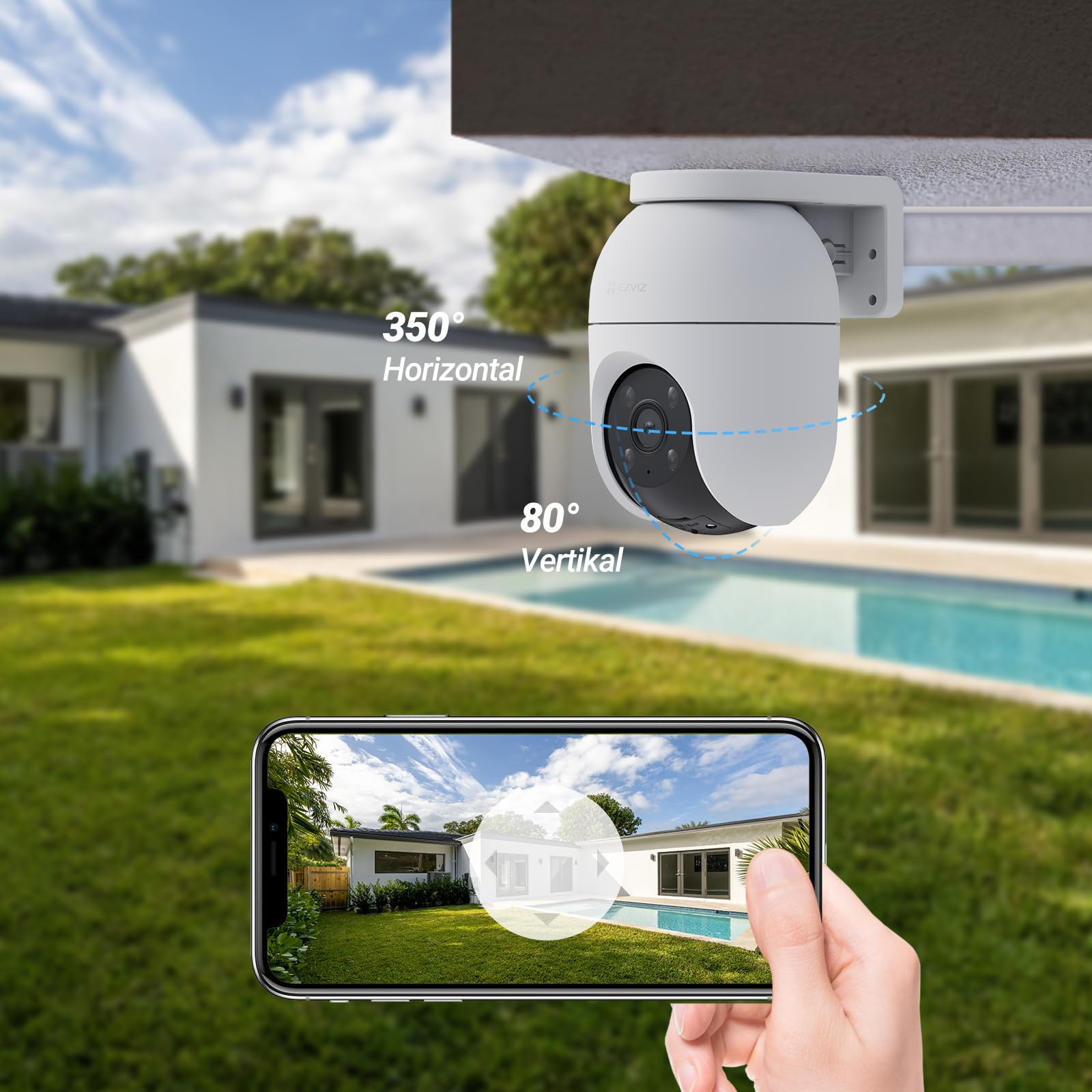 Telecamera di sicurezza da esterno installata, con vista giardino su smartphone.