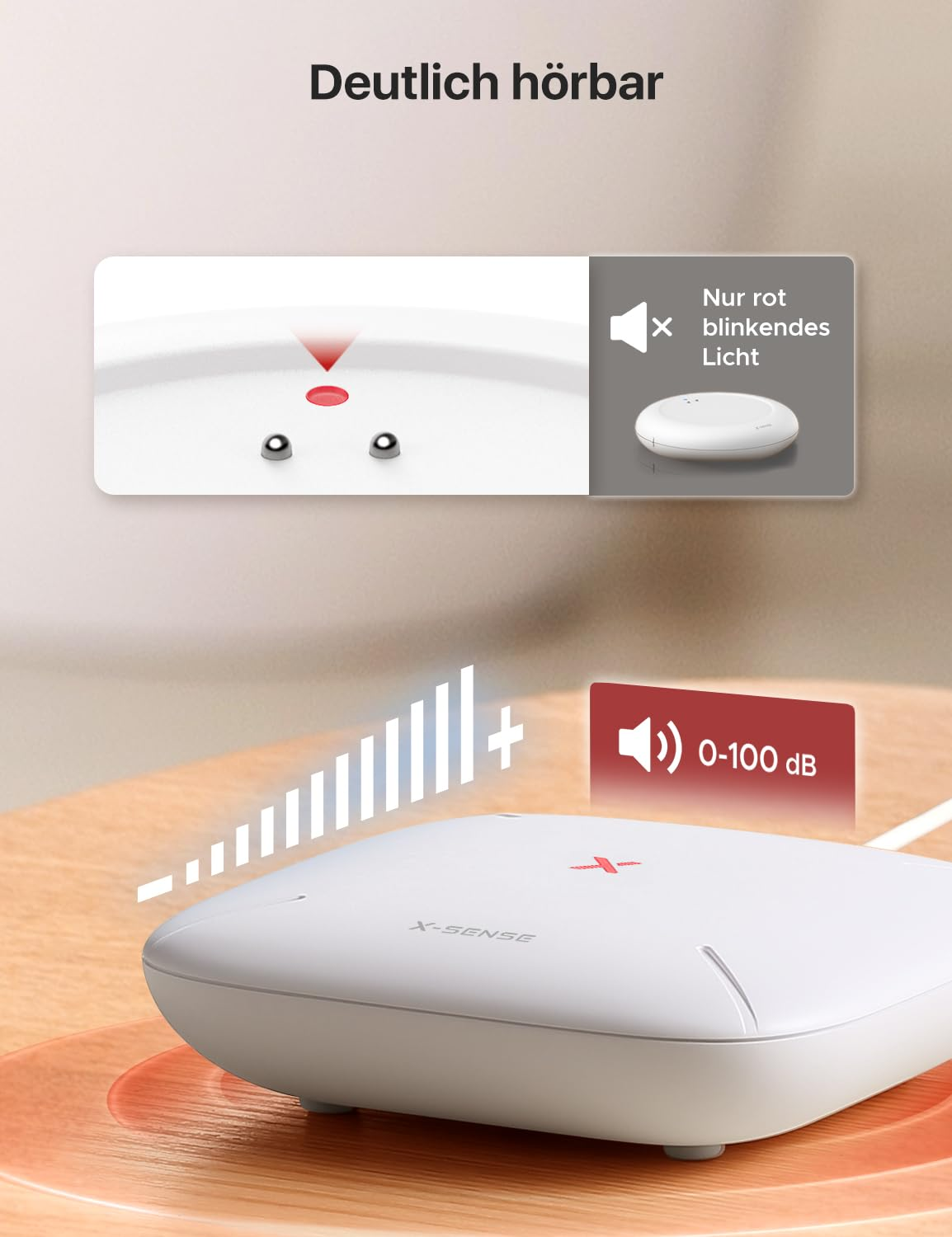 Un dispositivo X-Sense bianco su un tavolo di legno con grafiche di volume e luce rossa.