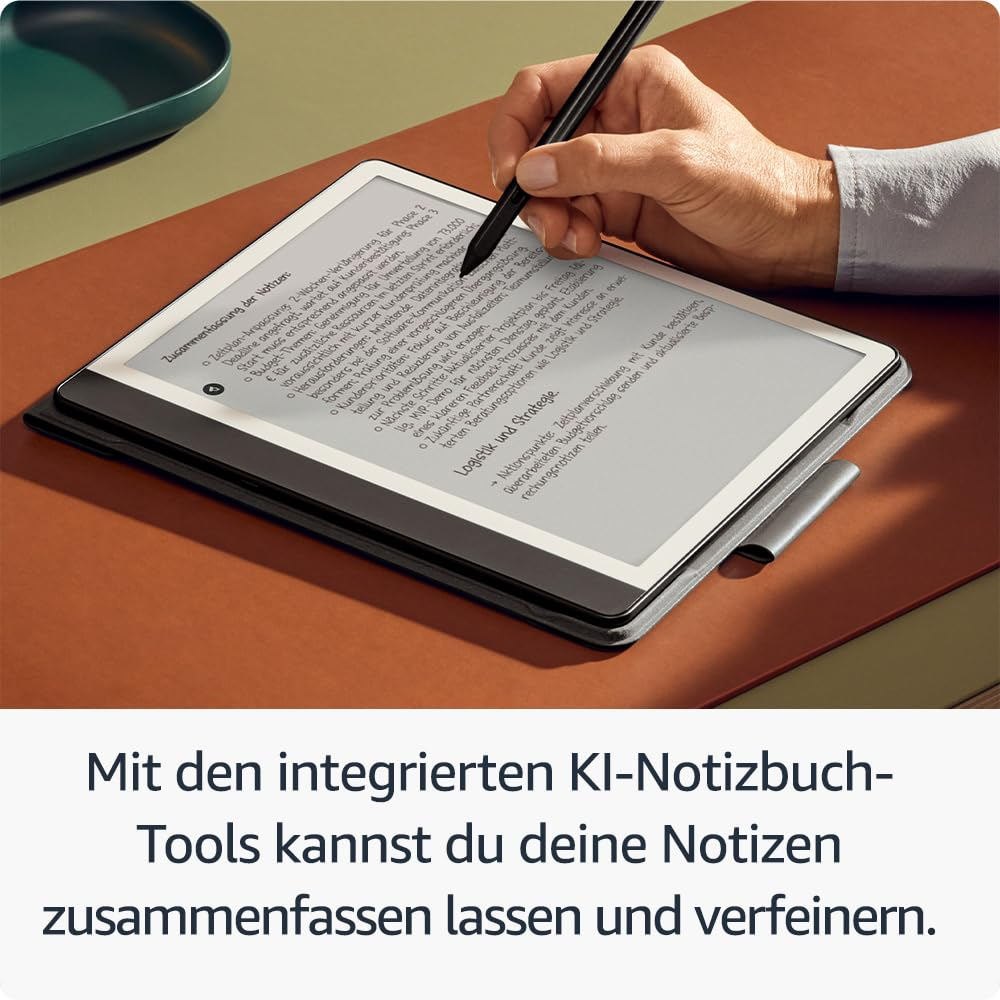 Une personne utilise un stylet pour écrire des notes sur une tablette numérique.