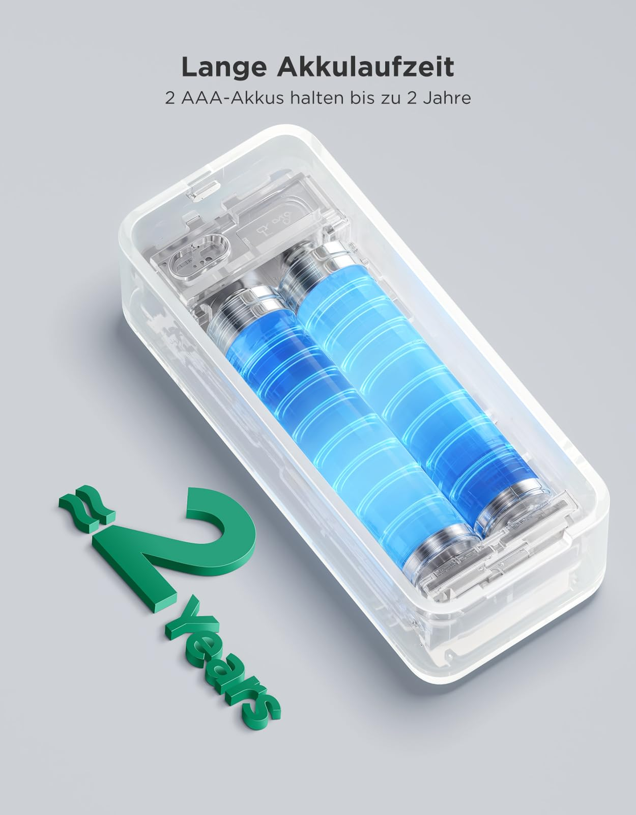 Un appareil transparent contient deux piles AAA bleues lumineuses à côté du texte vert indiquant environ 2 ans.