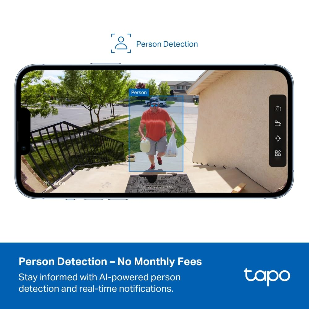 Smartphone mostra un'app di rilevamento persone con un uomo che sale le scale.