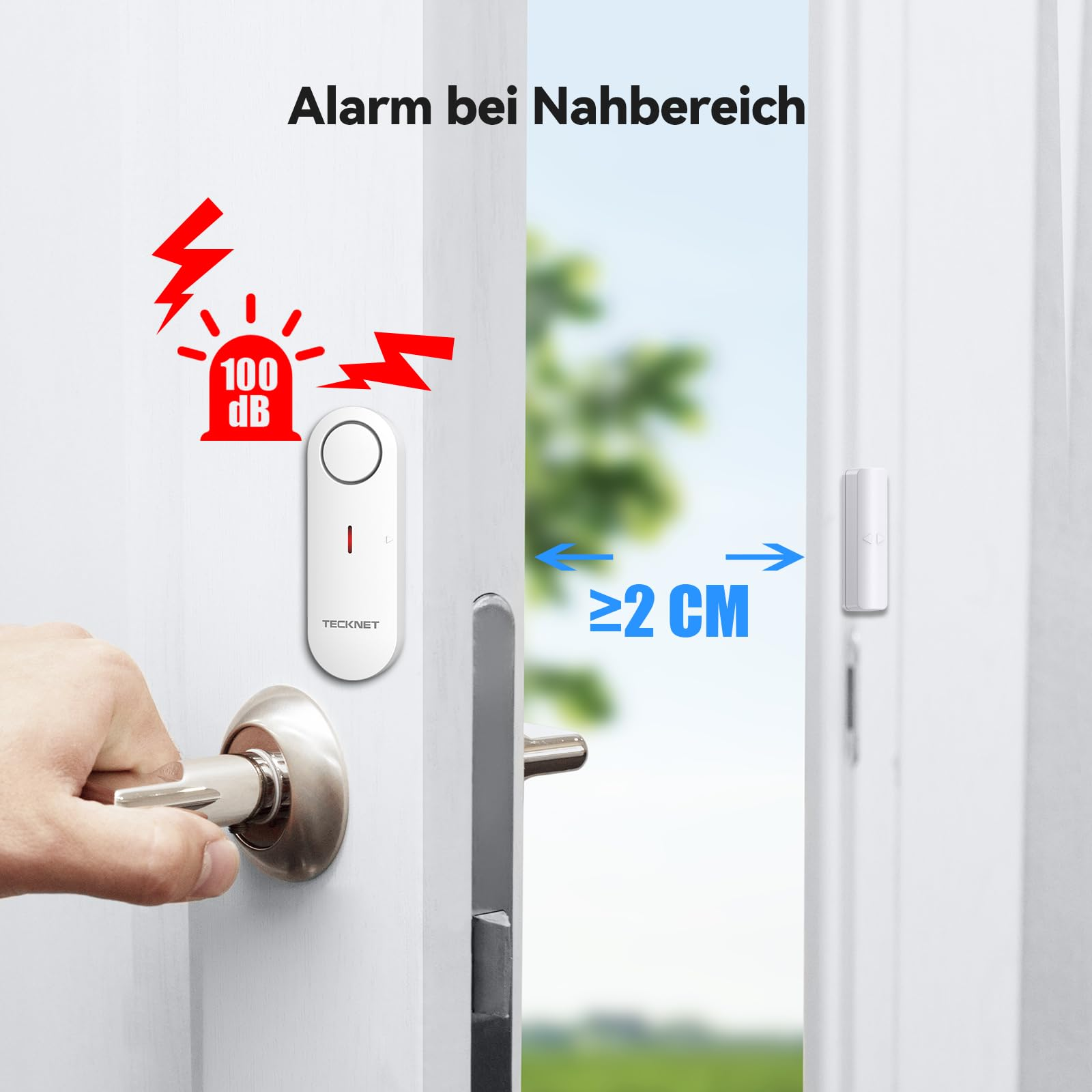Sensore per porta TeckNet su porta bianca aperta con allarme 100 dB sotto i 2 cm.